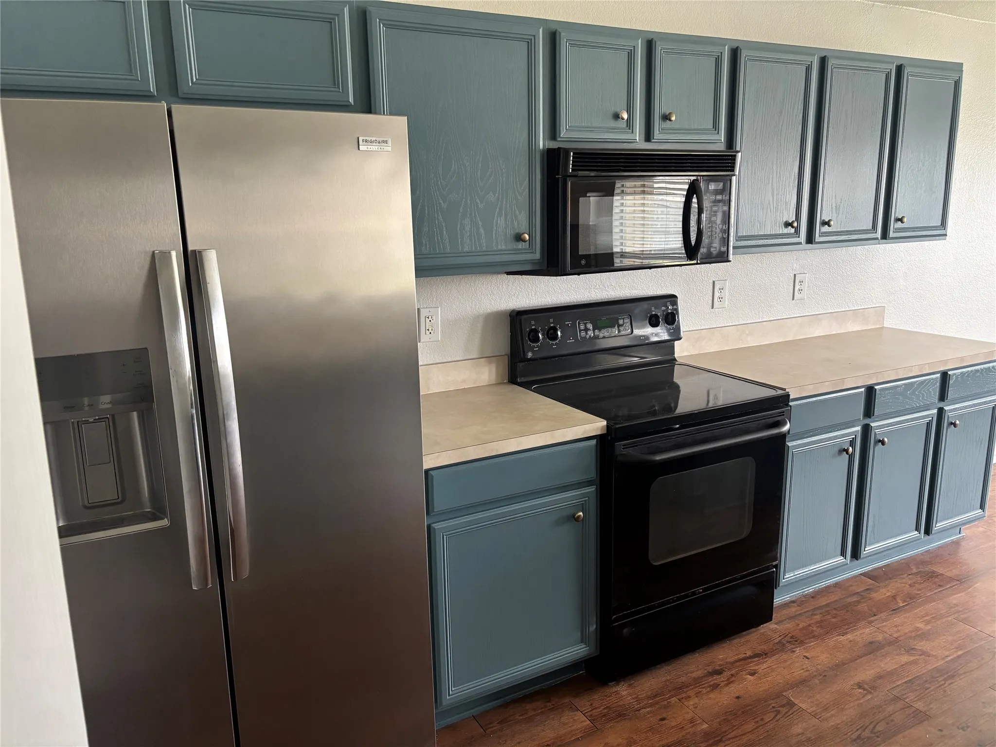 Single Family Residence For Rent in Ellis County , 1321 Yukon, Midlothian, Texas 76065, 3 Bedroom, 2 Bathroom, 2 Garage spaces, 1,597 Sqft, built in 2005, mls#21414463, Real Estate Agent in Midlothian, Homes For Rent in Ellis county, Homes For Rent in Midlothian, Realtor in Midlothian Texas, Real Estate Brokerage Independent Realty Texas, Luminita Cordes Realtor