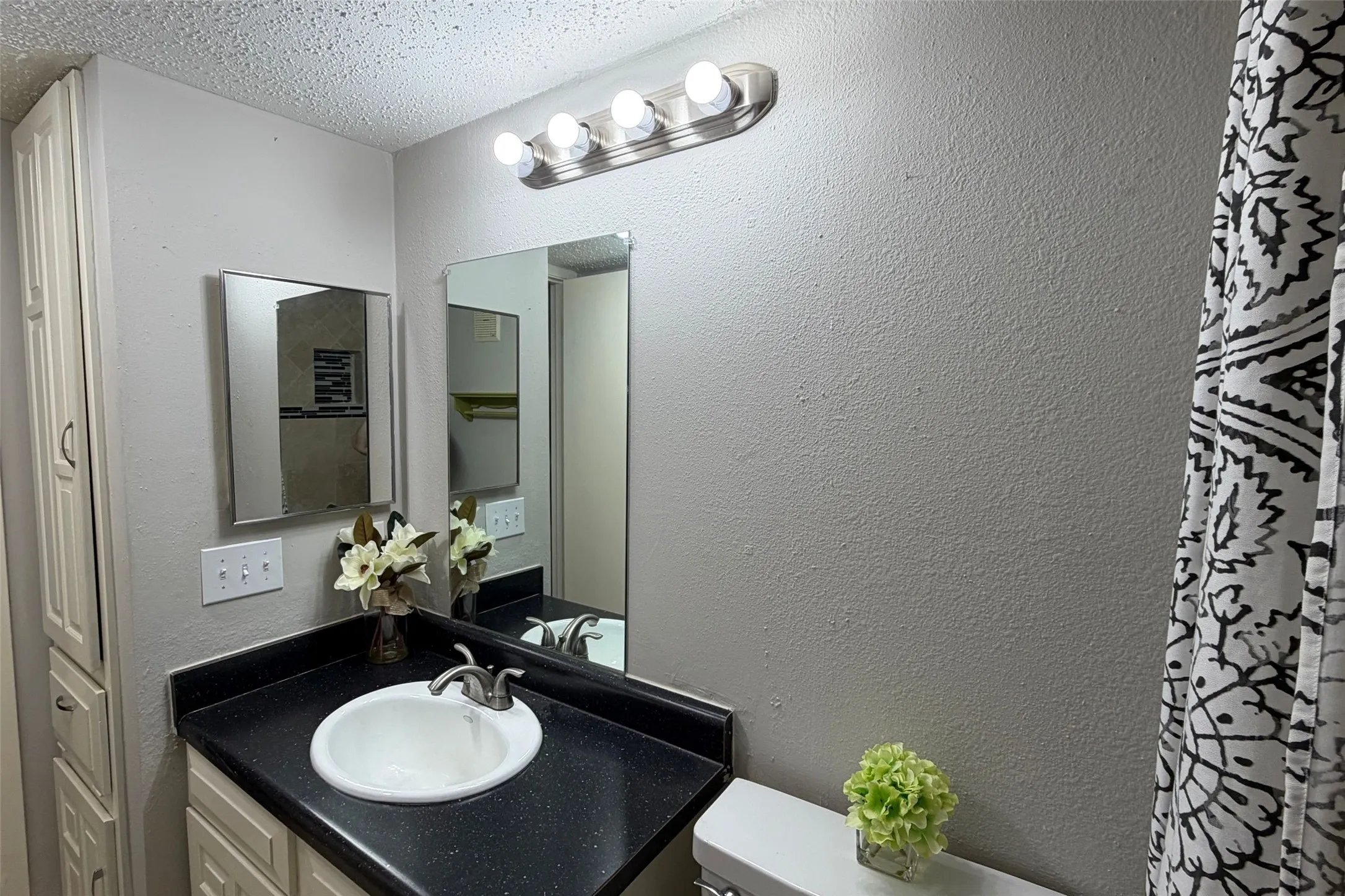 Bathroom 2 - Second Level