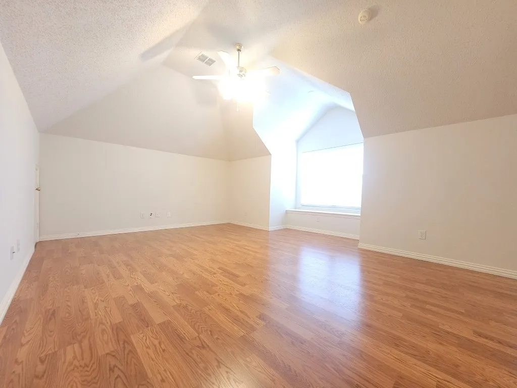 Single Family Residence For Rent in Collin County , 3509 Dripping Springs Drive, Plano, Texas 75025, 4 Bedroom, 3 Bathroom, 2 Garage spaces, 3,072 Sqft, built in 2000, mls#21414494, Real Estate Agent in Plano, Homes For Rent in Collin county, Homes For Rent in Plano, Realtor in Plano Texas, Real Estate Brokerage Independent Realty Texas, Luminita Cordes Realtor
