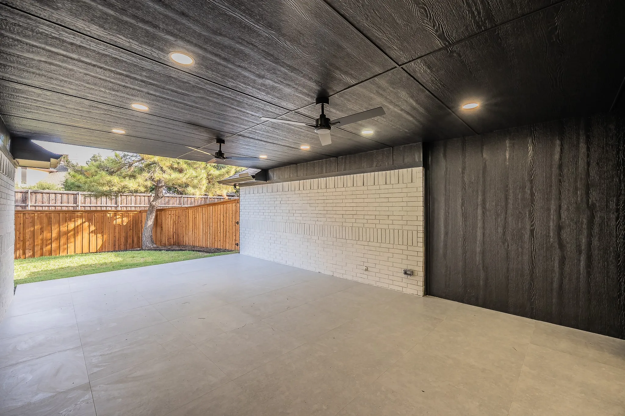 Single Family Residence For Sale in Collin County , 6608 Garfield Drive, Plano, Texas 75023, 4 Bedroom, 5 Bathroom, 2 Garage spaces, 2,795 Sqft, built in 1983, mls#21414360, Real Estate Agent in Plano, Homes For Sale in Collin county, Homes For Sale in Plano, Realtor in Plano Texas, Real Estate Brokerage Independent Realty Texas, Luminita Cordes Realtor