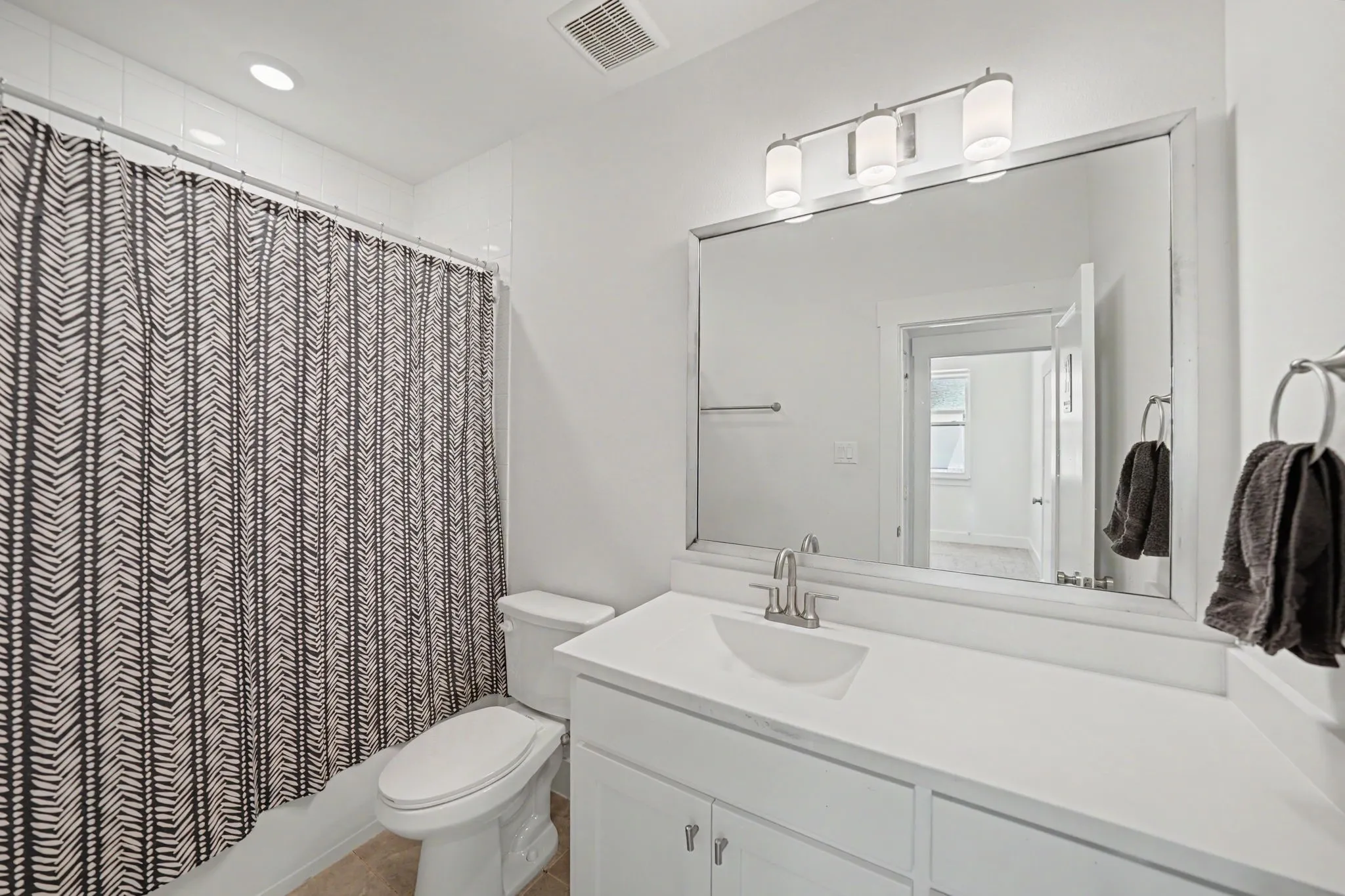 Townhouse For Sale in Denton County , 730 Bandera Court, Prosper, Texas 75078, 3 Bedroom, 3 Bathroom, 2 Garage spaces, 1,868 Sqft, built in 2022, mls#21414500, Real Estate Agent in Prosper, Homes For Sale in Denton county, Homes For Sale in Prosper, Realtor in Prosper Texas, Real Estate Brokerage Independent Realty Texas, Luminita Cordes Realtor