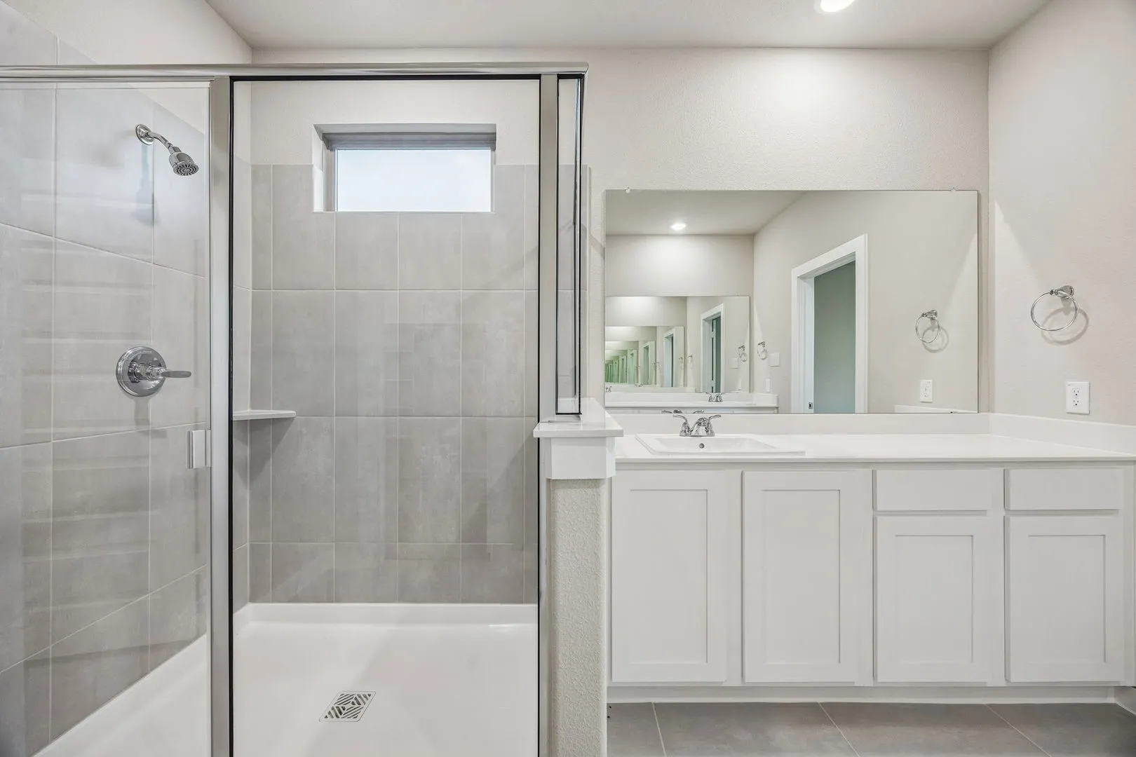 Primary Bathroom in the Wimbledon home plan – REPRESENTATIVE PHOTO
