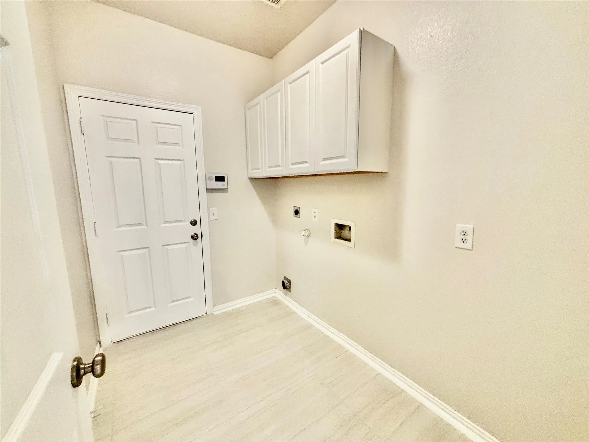 Single Family Residence For Rent in Collin County , 1312 Bateman Lane, Celina, Texas 75009, 3 Bedroom, 2 Bathroom, 2 Garage spaces, 1,804 Sqft, built in 2007, mls#21414517, Real Estate Agent in Celina, Homes For Rent in Collin county, Homes For Rent in Celina, Realtor in Celina Texas, Real Estate Brokerage Independent Realty Texas, Luminita Cordes Realtor
