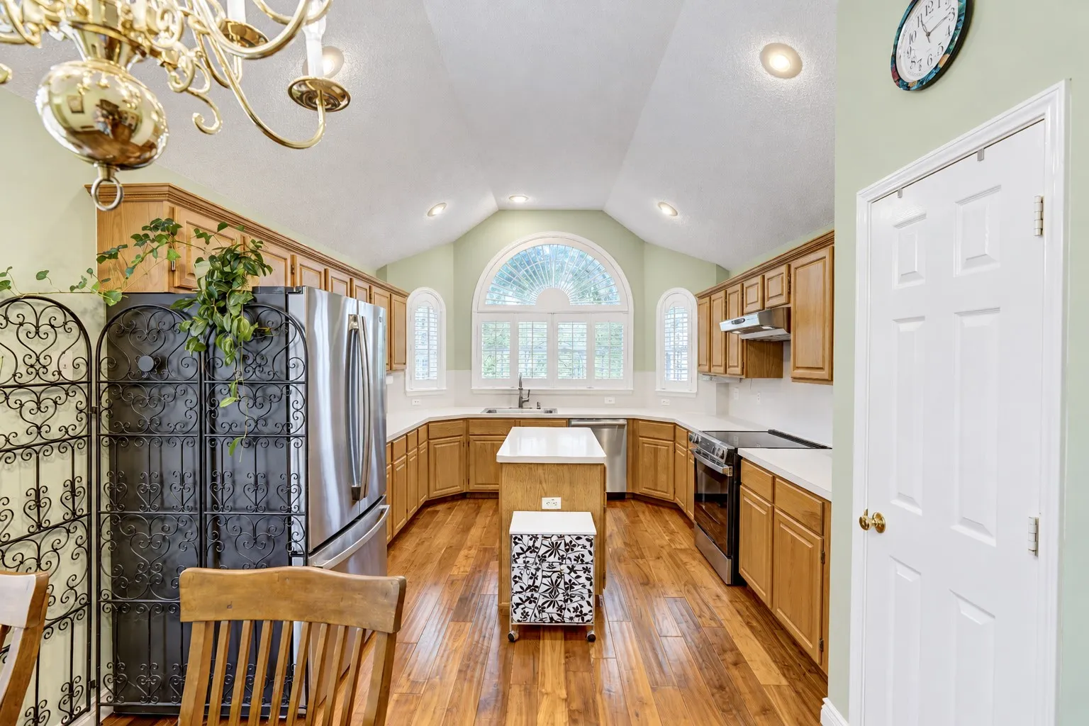 Single Family Residence For Sale in Tarrant County , 7958 Kern Court, Fort Worth, Texas 76137, 3 Bedroom, 2 Bathroom, 2 Garage spaces, 1,614 Sqft, built in 1996, mls#21411283, Real Estate Agent in Fort Worth, Homes For Sale in Tarrant county, Homes For Sale in Fort Worth, Realtor in Fort Worth Texas, Real Estate Brokerage Independent Realty Texas, Luminita Cordes Realtor