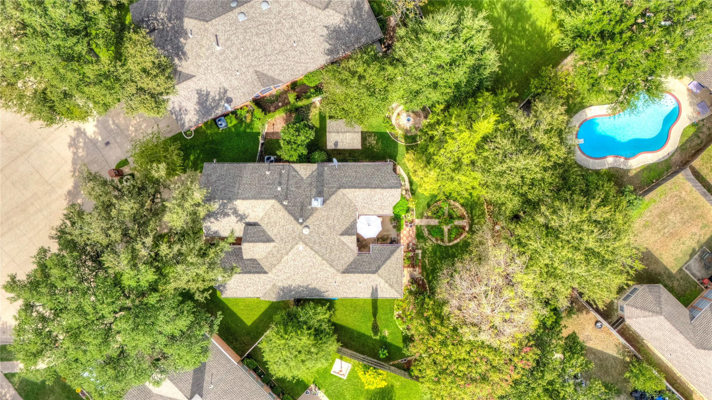 Single Family Residence For Sale in Tarrant County , 7958 Kern Court, Fort Worth, Texas 76137, 3 Bedroom, 2 Bathroom, 2 Garage spaces, 1,614 Sqft, built in 1996, mls#21411283, Real Estate Agent in Fort Worth, Homes For Sale in Tarrant county, Homes For Sale in Fort Worth, Realtor in Fort Worth Texas, Real Estate Brokerage Independent Realty Texas, Luminita Cordes Realtor