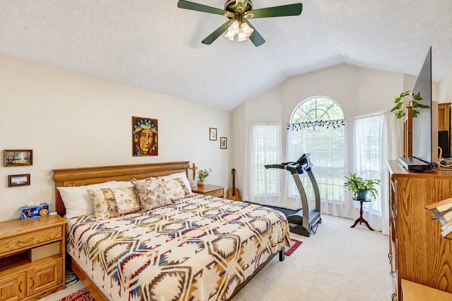 Single Family Residence For Sale in Tarrant County , 7958 Kern Court, Fort Worth, Texas 76137, 3 Bedroom, 2 Bathroom, 2 Garage spaces, 1,614 Sqft, built in 1996, mls#21411283, Real Estate Agent in Fort Worth, Homes For Sale in Tarrant county, Homes For Sale in Fort Worth, Realtor in Fort Worth Texas, Real Estate Brokerage Independent Realty Texas, Luminita Cordes Realtor