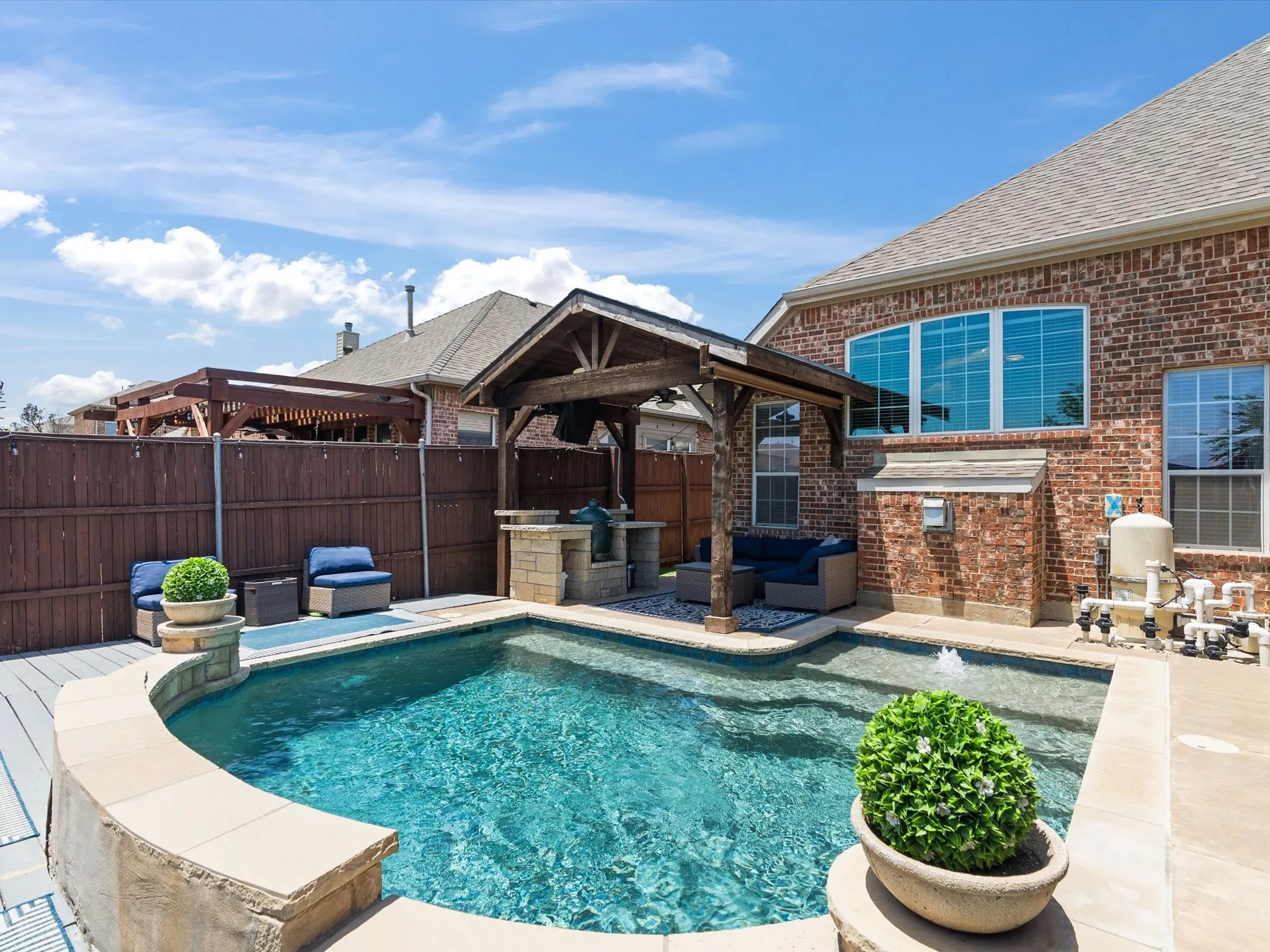 Single Family Residence For Rent in Denton County , 2849 Greenway Drive, Frisco, Texas 75034, 4 Bedroom, 4 Bathroom, 2 Garage spaces, 2,873 Sqft, built in 2002, mls#21414614, Real Estate Agent in Frisco, Homes For Rent in Denton county, Homes For Rent in Frisco, Realtor in Frisco Texas, Real Estate Brokerage Independent Realty Texas, Luminita Cordes Realtor