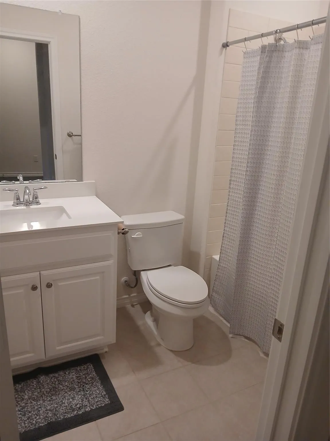 Upstairs Bathroom 2