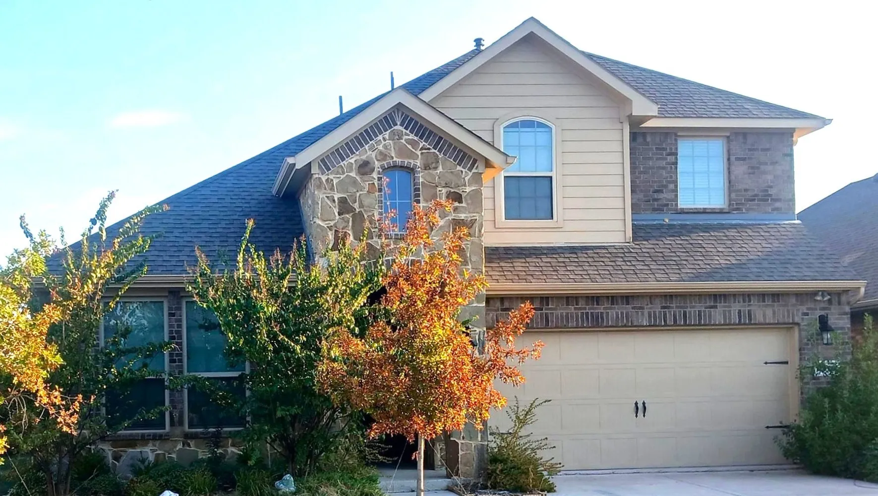 Single Family Residence For Sale