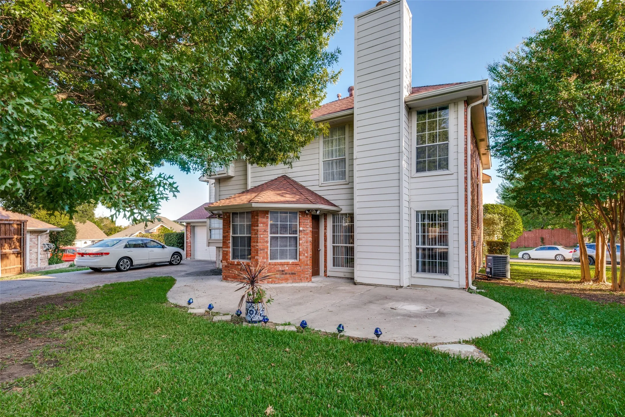 Single Family Residence For Sale in Collin County , 6705 Mantissa Drive, Plano, Texas 75023, 3 Bedroom, 3 Bathroom, 2 Garage spaces, 2,139 Sqft, built in 1990, mls#21413801, Real Estate Agent in Plano, Homes For Sale in Collin county, Homes For Sale in Plano, Realtor in Plano Texas, Real Estate Brokerage Independent Realty Texas, Luminita Cordes Realtor
