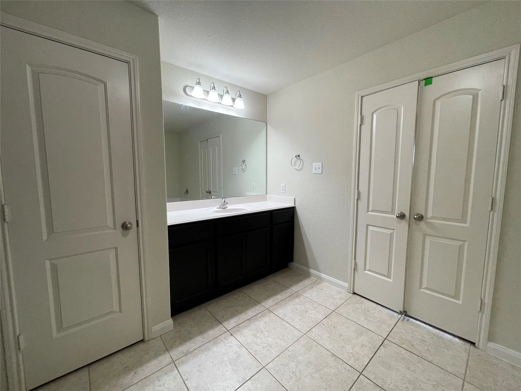 Single Family Residence For Rent in Denton County , 4609 Conley Lane, Denton, Texas 76207, 3 Bedroom, 2 Bathroom, 2 Garage spaces, 1,578 Sqft, built in 2017, mls#21414660, Real Estate Agent in Denton, Homes For Rent in Denton county, Homes For Rent in Denton, Realtor in Denton Texas, Real Estate Brokerage Independent Realty Texas, Luminita Cordes Realtor
