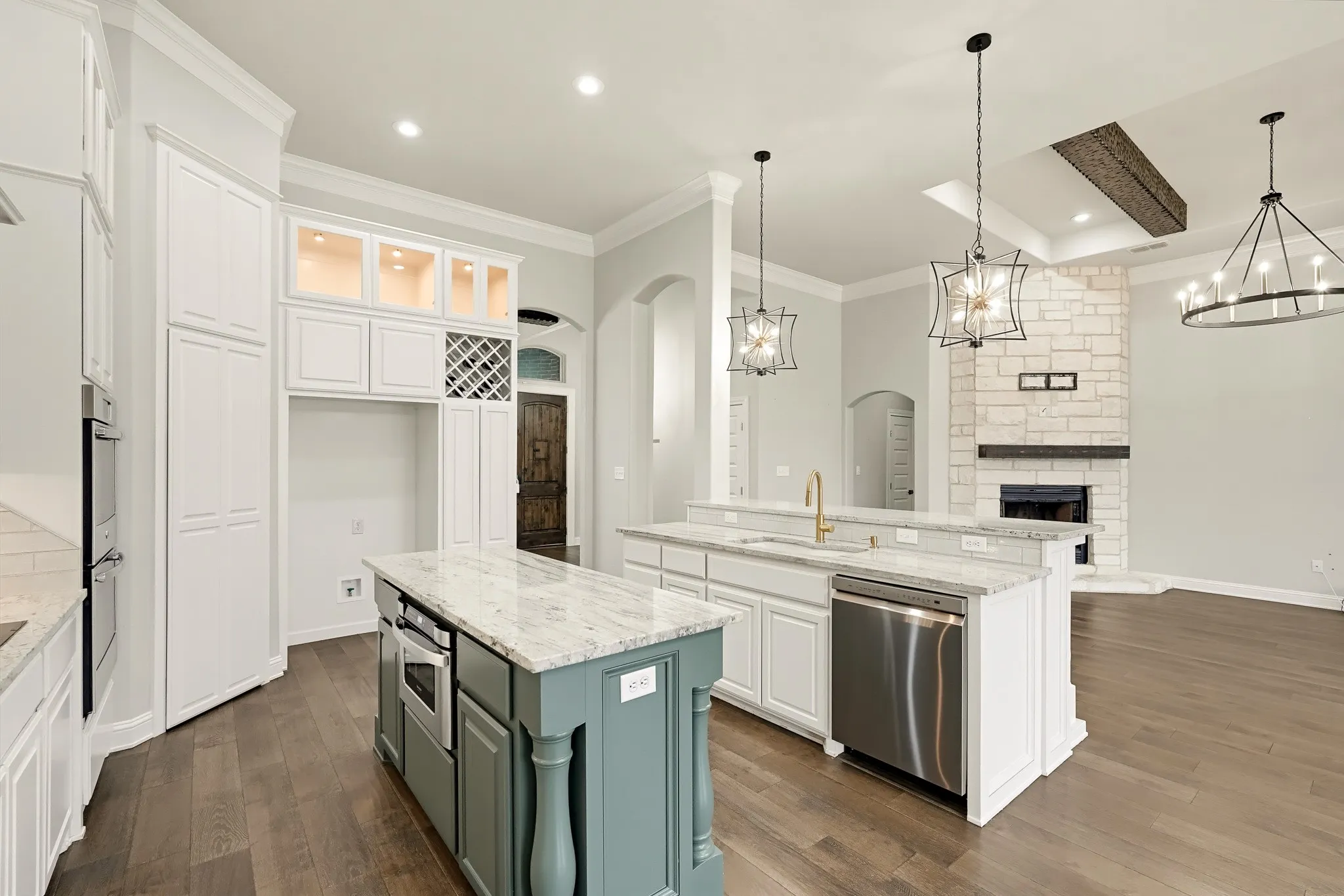 Single Family Residence For Sale in Taylor County , 126 Angie Lane, Abilene, Texas 79602, 4 Bedroom, 3 Bathroom, 3 Garage spaces, 2,752 Sqft, built in 2016, mls#21414484, Real Estate Agent in Abilene, Homes For Sale in Taylor county, Homes For Sale in Abilene, Realtor in Abilene Texas, Real Estate Brokerage Independent Realty Texas, Luminita Cordes Realtor