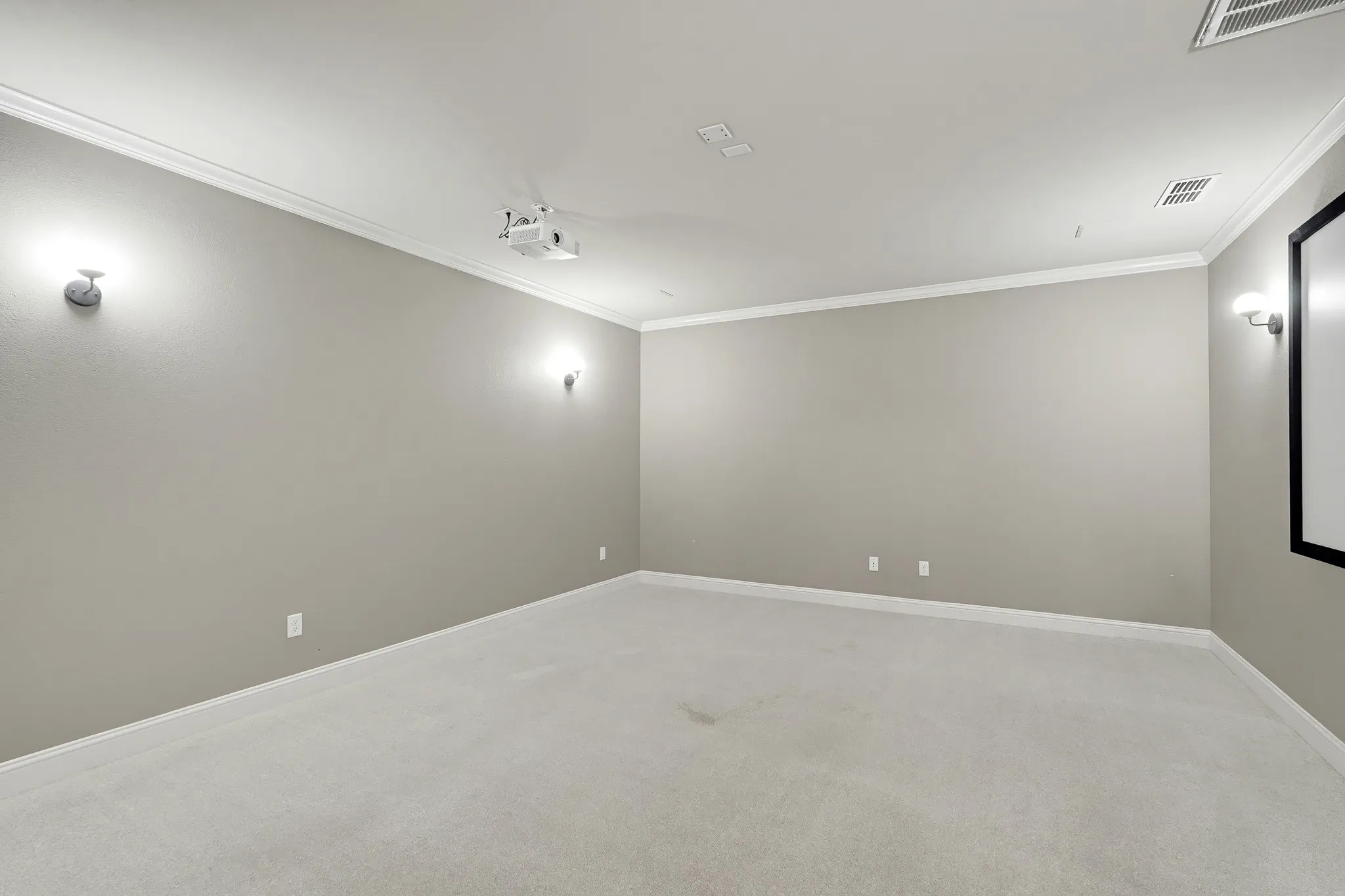 Single Family Residence For Sale in Taylor County , 126 Angie Lane, Abilene, Texas 79602, 4 Bedroom, 3 Bathroom, 3 Garage spaces, 2,752 Sqft, built in 2016, mls#21414484, Real Estate Agent in Abilene, Homes For Sale in Taylor county, Homes For Sale in Abilene, Realtor in Abilene Texas, Real Estate Brokerage Independent Realty Texas, Luminita Cordes Realtor