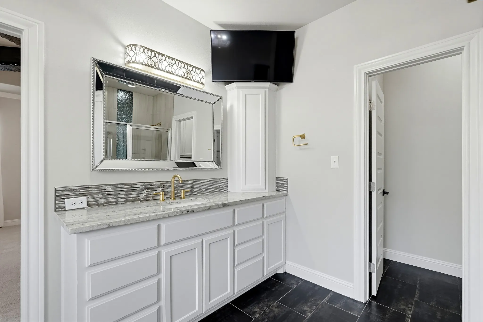 Single Family Residence For Sale in Taylor County , 126 Angie Lane, Abilene, Texas 79602, 4 Bedroom, 3 Bathroom, 3 Garage spaces, 2,752 Sqft, built in 2016, mls#21414484, Real Estate Agent in Abilene, Homes For Sale in Taylor county, Homes For Sale in Abilene, Realtor in Abilene Texas, Real Estate Brokerage Independent Realty Texas, Luminita Cordes Realtor