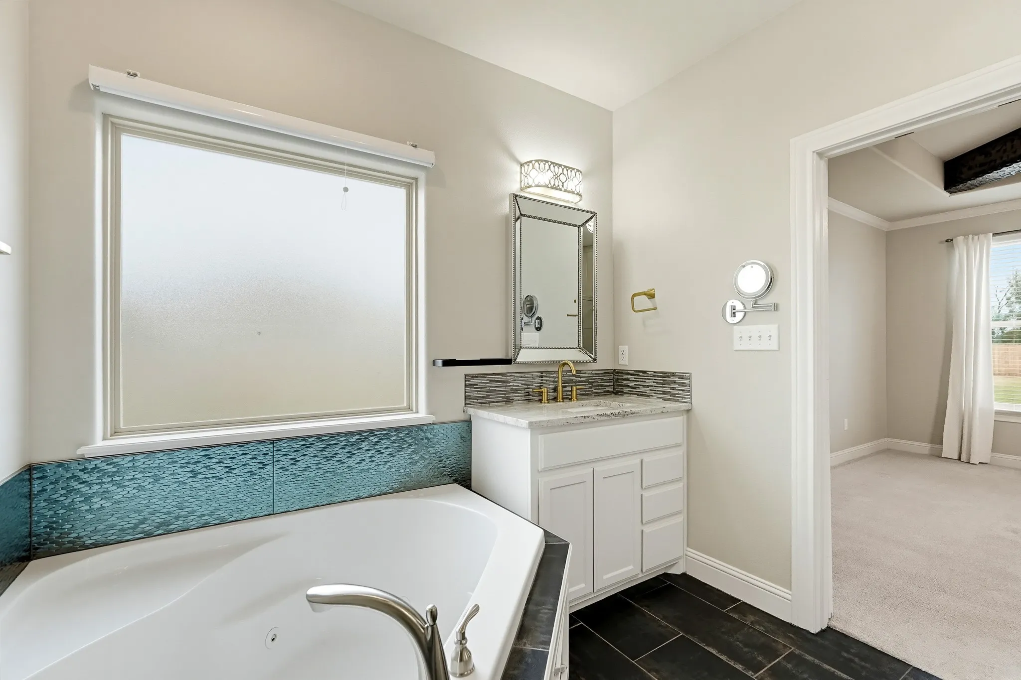 Single Family Residence For Sale in Taylor County , 126 Angie Lane, Abilene, Texas 79602, 4 Bedroom, 3 Bathroom, 3 Garage spaces, 2,752 Sqft, built in 2016, mls#21414484, Real Estate Agent in Abilene, Homes For Sale in Taylor county, Homes For Sale in Abilene, Realtor in Abilene Texas, Real Estate Brokerage Independent Realty Texas, Luminita Cordes Realtor