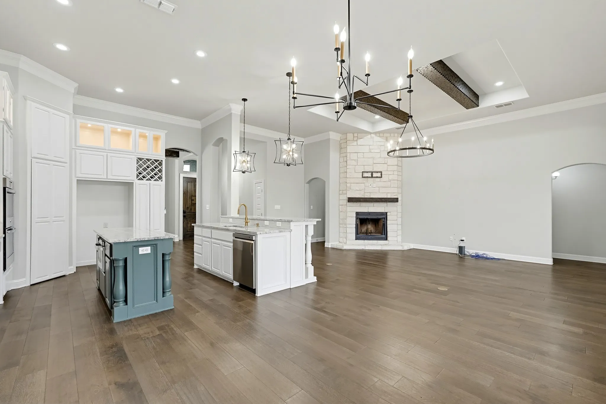 Single Family Residence For Sale in Taylor County , 126 Angie Lane, Abilene, Texas 79602, 4 Bedroom, 3 Bathroom, 3 Garage spaces, 2,752 Sqft, built in 2016, mls#21414484, Real Estate Agent in Abilene, Homes For Sale in Taylor county, Homes For Sale in Abilene, Realtor in Abilene Texas, Real Estate Brokerage Independent Realty Texas, Luminita Cordes Realtor