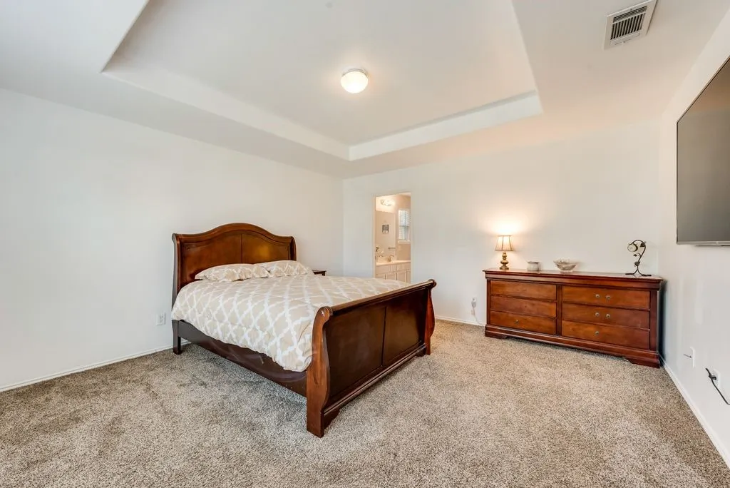Single Family Residence For Rent in Tarrant County , 6916 Derbyshire Drive, Fort Worth, Texas 76137, 4 Bedroom, 3 Bathroom, 2 Garage spaces, 2,485 Sqft, built in 2011, mls#21412114, Real Estate Agent in Fort Worth, Homes For Rent in Tarrant county, Homes For Rent in Fort Worth, Realtor in Fort Worth Texas, Real Estate Brokerage Independent Realty Texas, Luminita Cordes Realtor