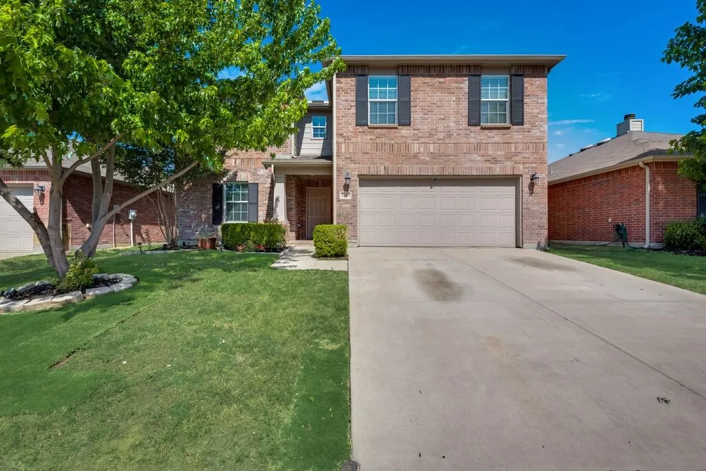 Single Family Residence For Rent in Tarrant County , 6916 Derbyshire Drive, Fort Worth, Texas 76137, 4 Bedroom, 3 Bathroom, 2 Garage spaces, 2,485 Sqft, built in 2011, mls#21412114, Real Estate Agent in Fort Worth, Homes For Rent in Tarrant county, Homes For Rent in Fort Worth, Realtor in Fort Worth Texas, Real Estate Brokerage Independent Realty Texas, Luminita Cordes Realtor