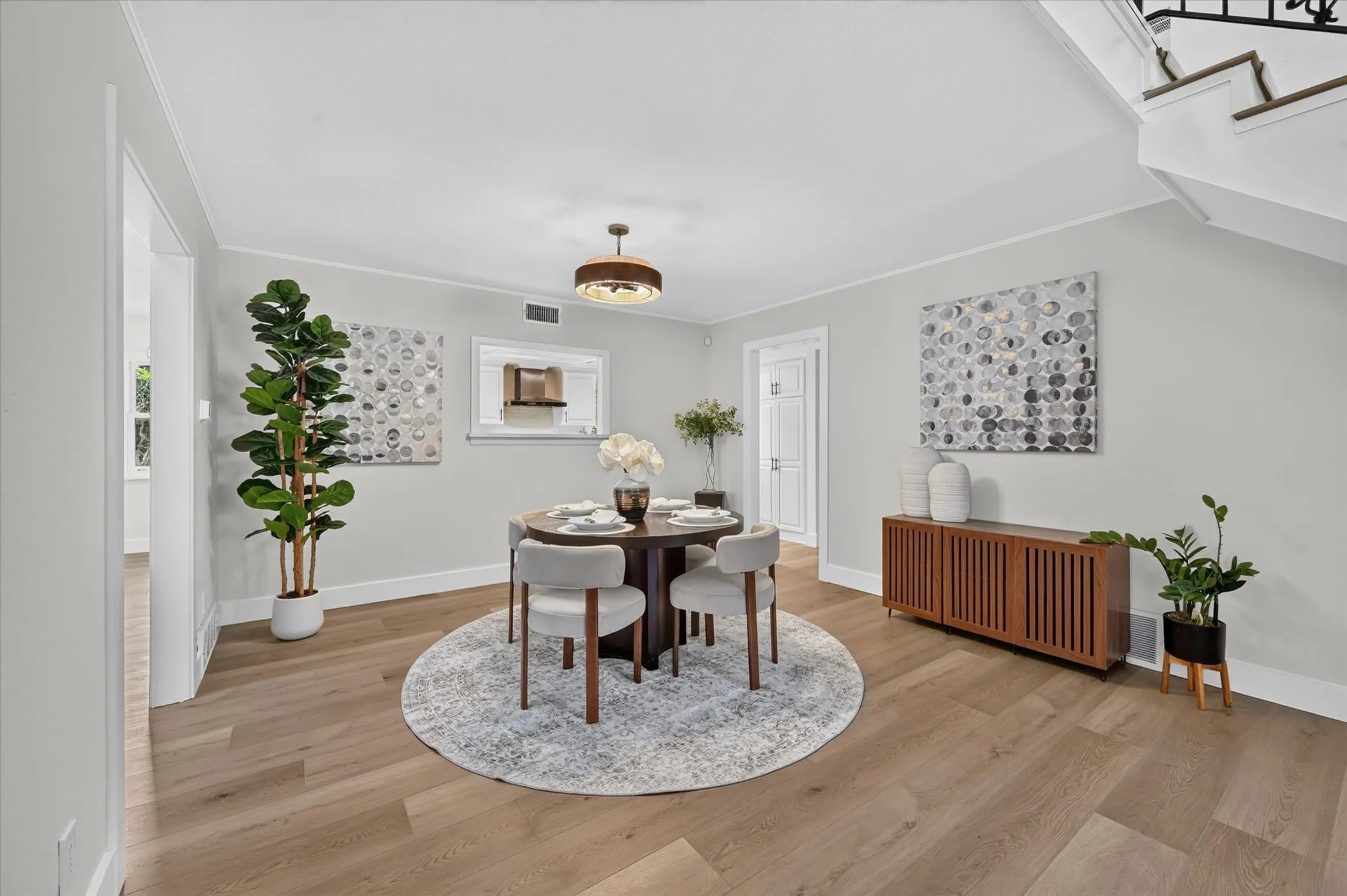 Single Family Residence For Sale in Tarrant County , 4105 Hartwood Drive, Fort Worth, Texas 76109, 4 Bedroom, 2 Bathroom, 2 Garage spaces, 2,324 Sqft, built in 1963, mls#21413944, Real Estate Agent in Fort Worth, Homes For Sale in Tarrant county, Homes For Sale in Fort Worth, Realtor in Fort Worth Texas, Real Estate Brokerage Independent Realty Texas, Luminita Cordes Realtor