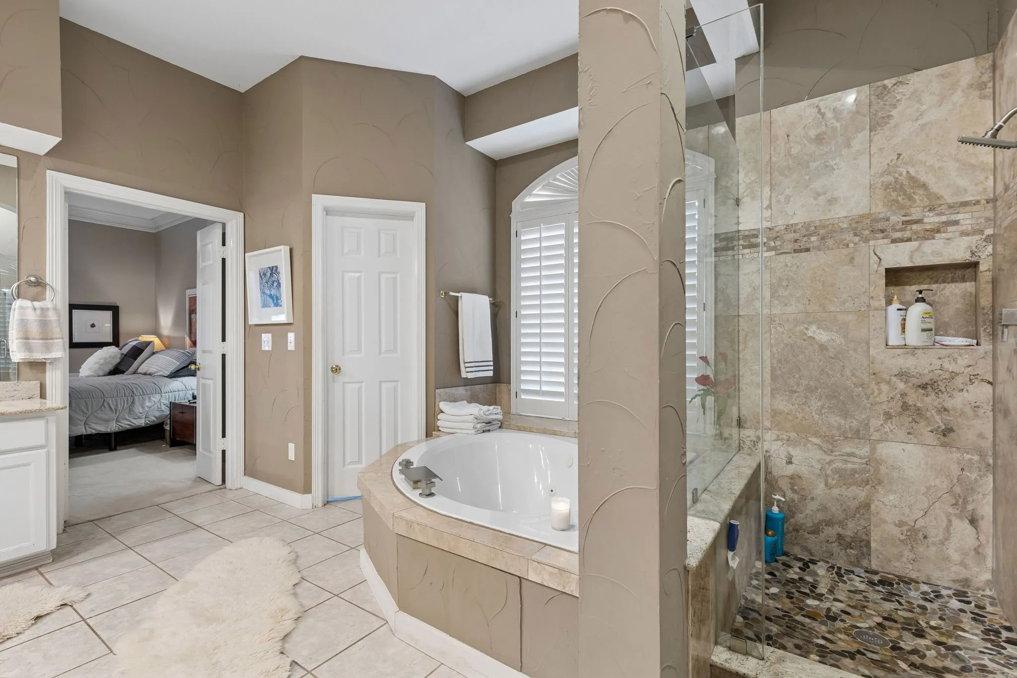 Single Family Residence For Sale in Collin County , 4429 Elmhurst Drive, Plano, Texas 75093, 4 Bedroom, 4 Bathroom, 3 Garage spaces, 3,366 Sqft, built in 1993, mls#21414549, Real Estate Agent in Plano, Homes For Sale in Collin county, Homes For Sale in Plano, Realtor in Plano Texas, Real Estate Brokerage Independent Realty Texas, Luminita Cordes Realtor