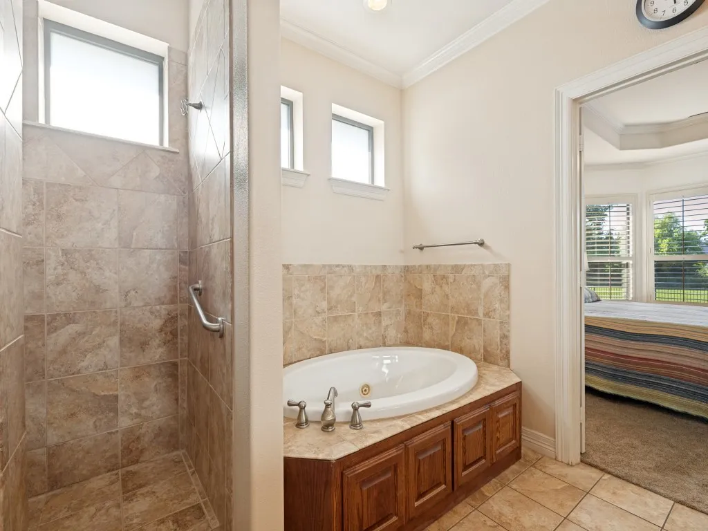 Single Family Residence For Sale in Collin County , 2860 Forest Drive, Celina, Texas 75009, 3 Bedroom, 3 Bathroom, 3 Garage spaces, 2,324 Sqft, built in 2008, mls#21414074, Real Estate Agent in Celina, Homes For Sale in Collin county, Homes For Sale in Celina, Realtor in Celina Texas, Real Estate Brokerage Independent Realty Texas, Luminita Cordes Realtor