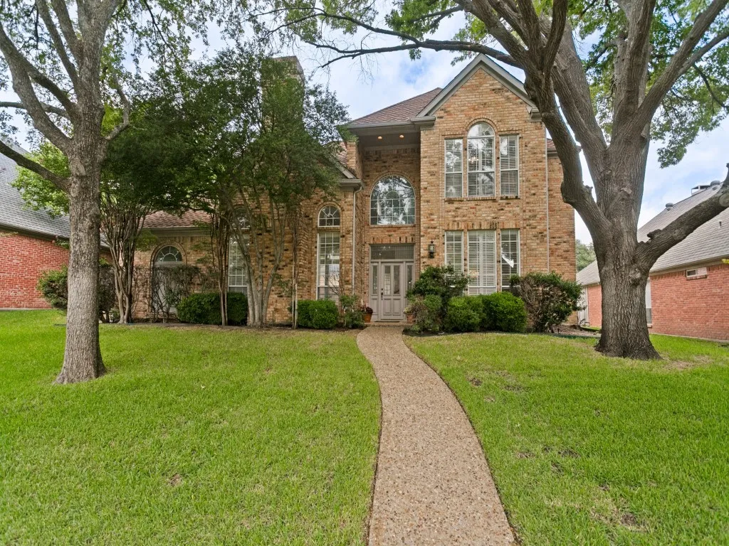 Single Family Residence For Sale