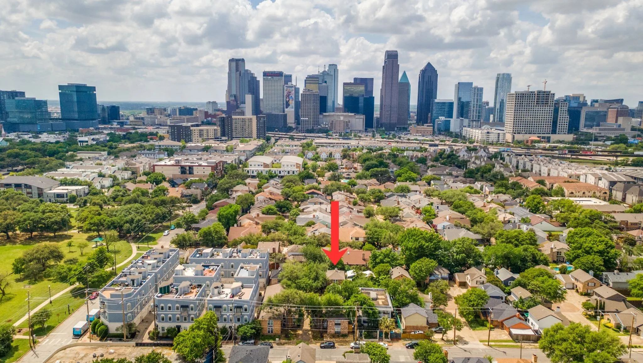 Single Family Residence For Sale in Dallas County , 1417 Mccoy Street, Dallas, Texas 75204, 2 Bedroom, 2 Bathroom, 2 Garage spaces, 1,309 Sqft, built in 1985, mls#21414778, Real Estate Agent in Dallas, Homes For Sale in Dallas county, Homes For Sale in Dallas, Realtor in Dallas Texas, Real Estate Brokerage Independent Realty Texas, Luminita Cordes Realtor