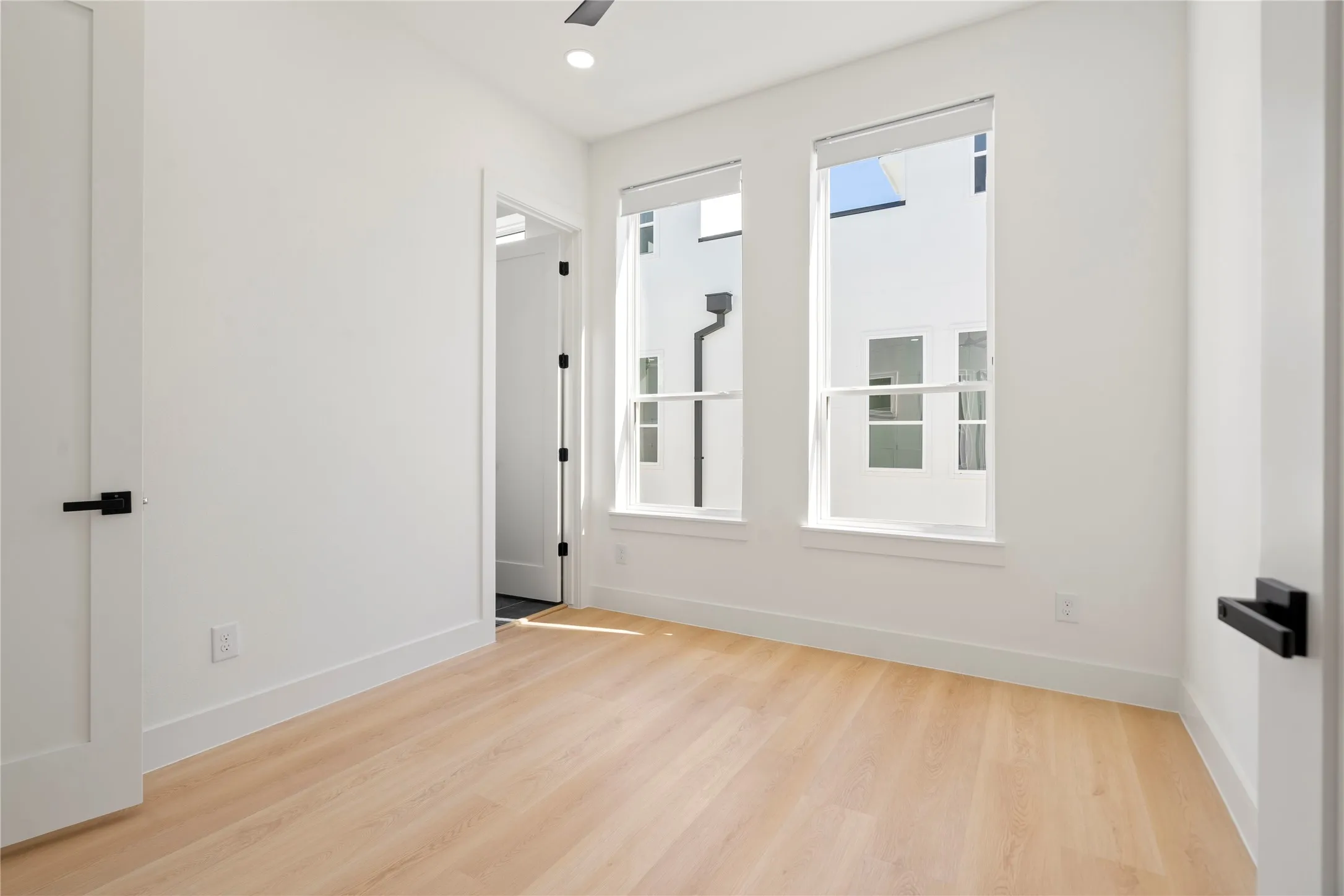 Townhouse For Rent in Dallas County , 2019 California Drive 204, Dallas, Texas 75204, 2 Bedroom, 3 Bathroom, 2 Garage spaces, 1,674 Sqft, built in 2024, mls#21414801, Real Estate Agent in Dallas, Homes For Rent in Dallas county, Homes For Rent in Dallas, Realtor in Dallas Texas, Real Estate Brokerage Independent Realty Texas, Luminita Cordes Realtor