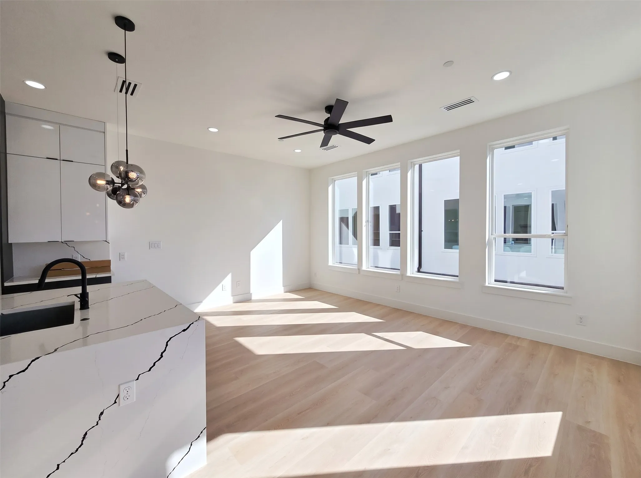 Townhouse For Rent in Dallas County , 2019 California Drive 204, Dallas, Texas 75204, 2 Bedroom, 3 Bathroom, 2 Garage spaces, 1,674 Sqft, built in 2024, mls#21414801, Real Estate Agent in Dallas, Homes For Rent in Dallas county, Homes For Rent in Dallas, Realtor in Dallas Texas, Real Estate Brokerage Independent Realty Texas, Luminita Cordes Realtor