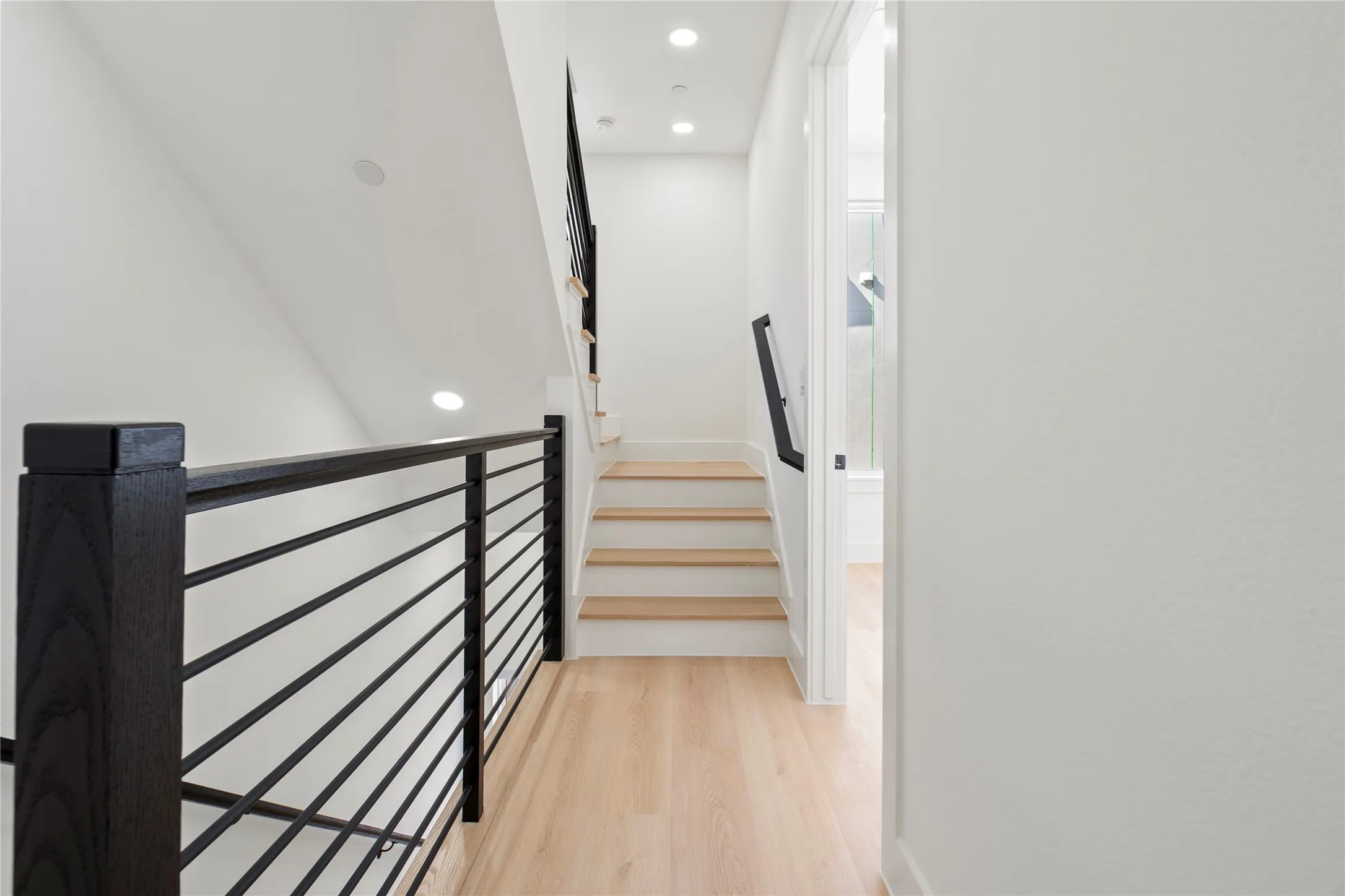Townhouse For Rent in Dallas County , 2019 California Drive 204, Dallas, Texas 75204, 2 Bedroom, 3 Bathroom, 2 Garage spaces, 1,674 Sqft, built in 2024, mls#21414801, Real Estate Agent in Dallas, Homes For Rent in Dallas county, Homes For Rent in Dallas, Realtor in Dallas Texas, Real Estate Brokerage Independent Realty Texas, Luminita Cordes Realtor