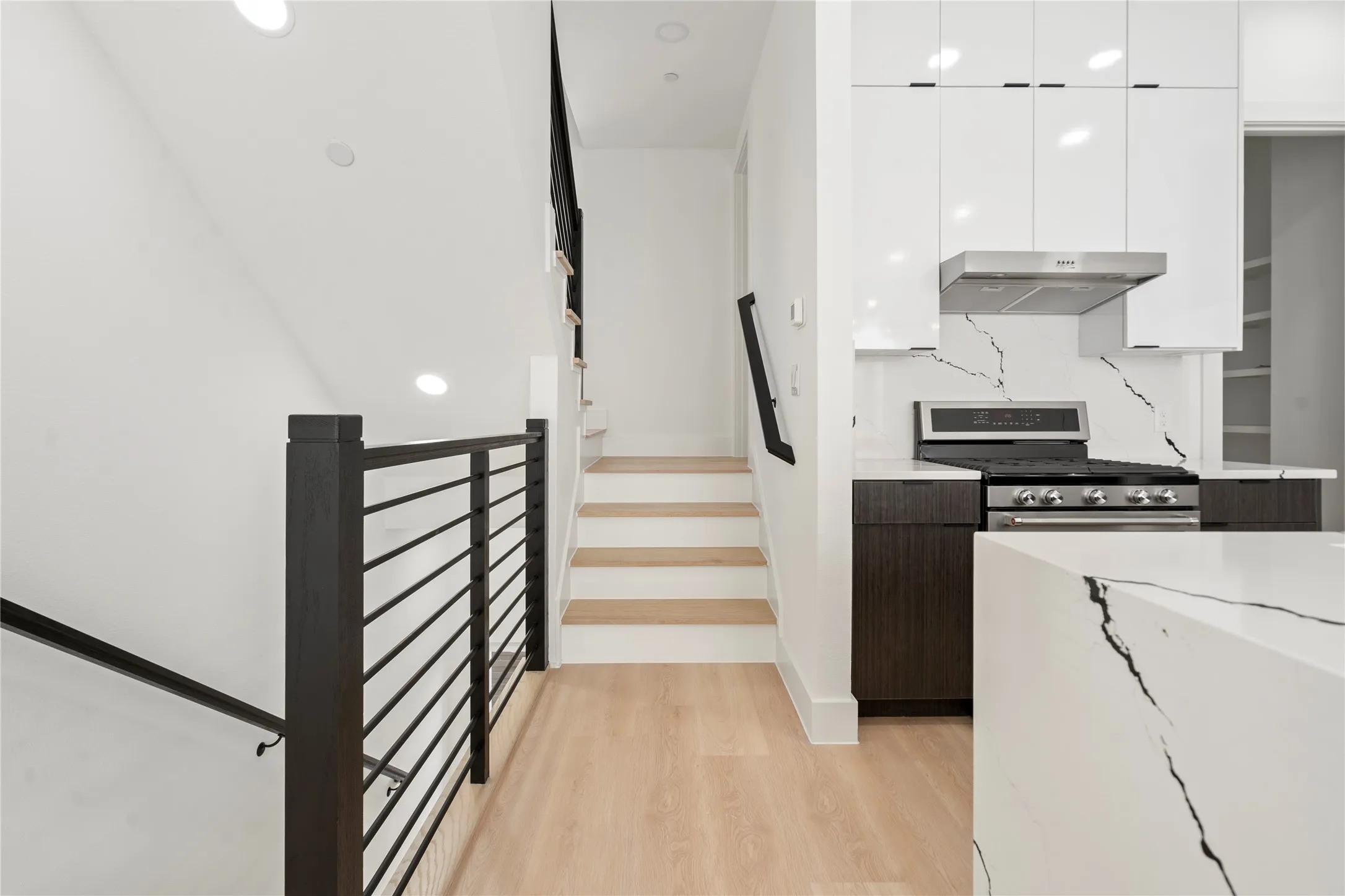 Townhouse For Rent in Dallas County , 2019 California Drive 204, Dallas, Texas 75204, 2 Bedroom, 3 Bathroom, 2 Garage spaces, 1,674 Sqft, built in 2024, mls#21414801, Real Estate Agent in Dallas, Homes For Rent in Dallas county, Homes For Rent in Dallas, Realtor in Dallas Texas, Real Estate Brokerage Independent Realty Texas, Luminita Cordes Realtor