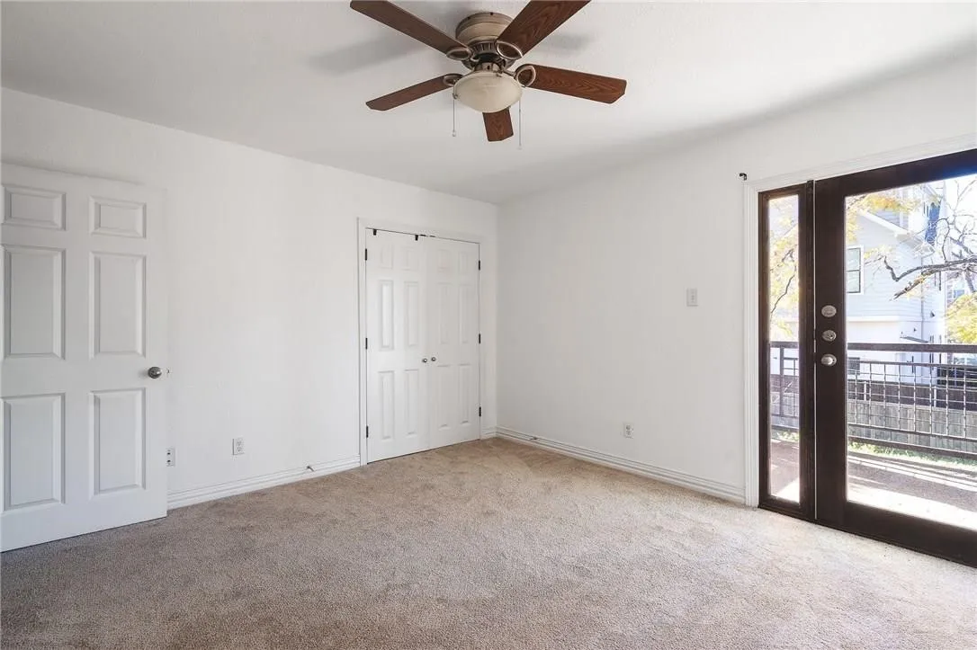 Condominium For Sale in Dallas County , 2722 Knight Street 406E, Dallas, Texas 75219, 2 Bedroom, 1 Bathroom, Garage spaces, 812 Sqft, built in 1964, mls#21414805, Real Estate Agent in Dallas, Homes For Sale in Dallas county, Homes For Sale in Dallas, Realtor in Dallas Texas, Real Estate Brokerage Independent Realty Texas, Luminita Cordes Realtor