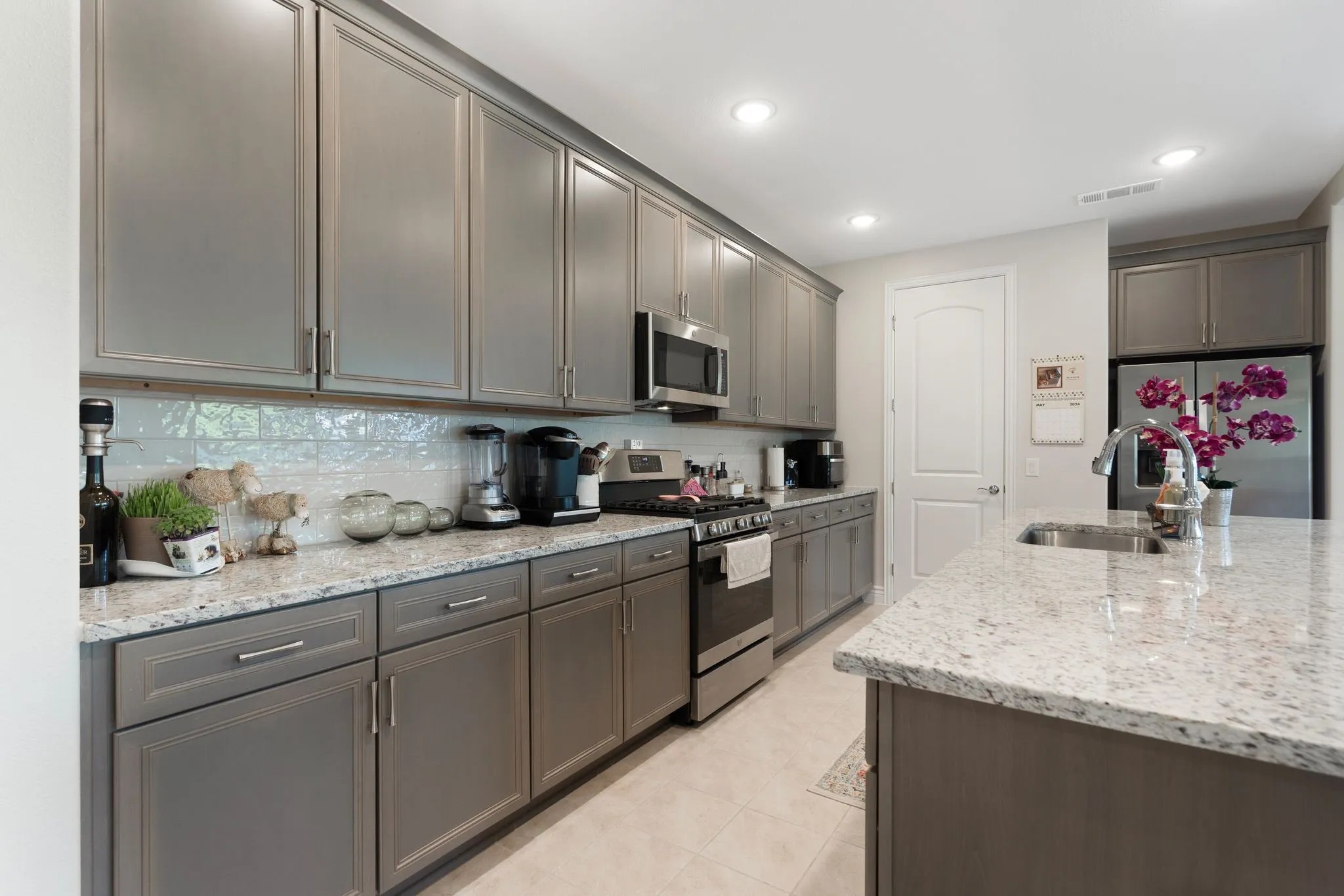 Single Family Residence For Rent in Denton County , 9533 Windwood Lane, Denton, Texas 76207, 2 Bedroom, 3 Bathroom, 2 Garage spaces, 1,760 Sqft, built in 2021, mls#21414016, Real Estate Agent in Denton, Homes For Rent in Denton county, Homes For Rent in Denton, Realtor in Denton Texas, Real Estate Brokerage Independent Realty Texas, Luminita Cordes Realtor