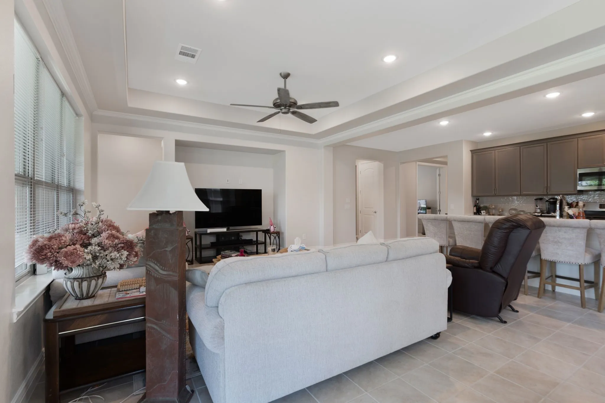 Single Family Residence For Rent in Denton County , 9533 Windwood Lane, Denton, Texas 76207, 2 Bedroom, 3 Bathroom, 2 Garage spaces, 1,760 Sqft, built in 2021, mls#21414016, Real Estate Agent in Denton, Homes For Rent in Denton county, Homes For Rent in Denton, Realtor in Denton Texas, Real Estate Brokerage Independent Realty Texas, Luminita Cordes Realtor