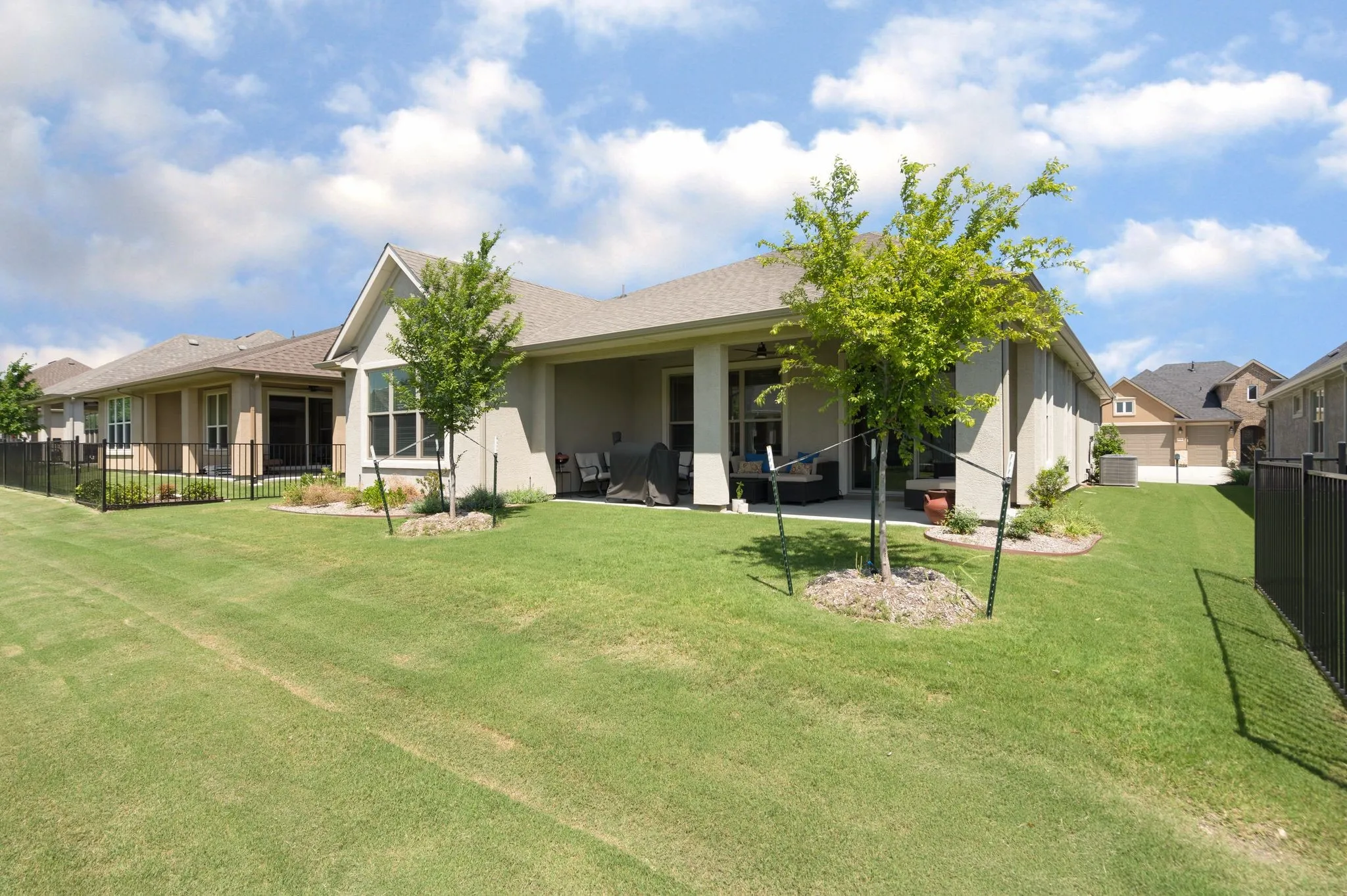 Single Family Residence For Rent in Denton County , 9533 Windwood Lane, Denton, Texas 76207, 2 Bedroom, 3 Bathroom, 2 Garage spaces, 1,760 Sqft, built in 2021, mls#21414016, Real Estate Agent in Denton, Homes For Rent in Denton county, Homes For Rent in Denton, Realtor in Denton Texas, Real Estate Brokerage Independent Realty Texas, Luminita Cordes Realtor
