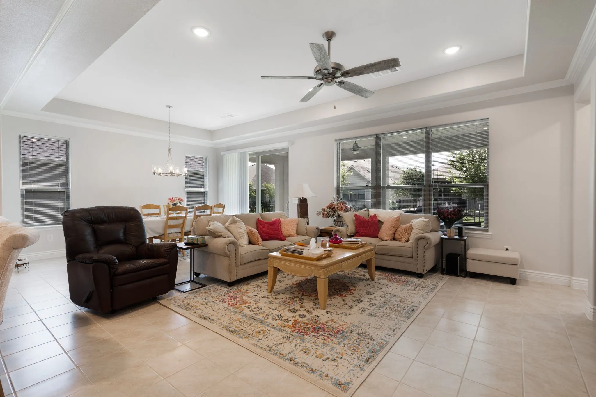 Single Family Residence For Rent in Denton County , 9533 Windwood Lane, Denton, Texas 76207, 2 Bedroom, 3 Bathroom, 2 Garage spaces, 1,760 Sqft, built in 2021, mls#21414016, Real Estate Agent in Denton, Homes For Rent in Denton county, Homes For Rent in Denton, Realtor in Denton Texas, Real Estate Brokerage Independent Realty Texas, Luminita Cordes Realtor