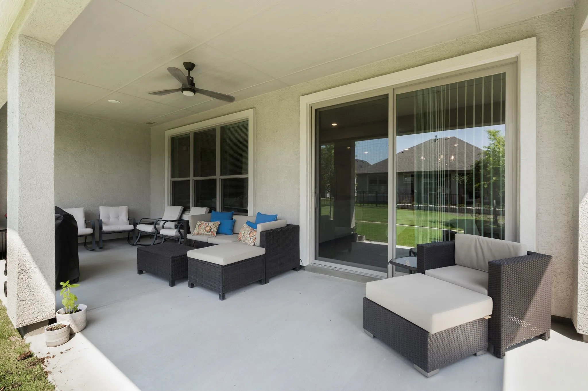 Single Family Residence For Rent in Denton County , 9533 Windwood Lane, Denton, Texas 76207, 2 Bedroom, 3 Bathroom, 2 Garage spaces, 1,760 Sqft, built in 2021, mls#21414016, Real Estate Agent in Denton, Homes For Rent in Denton county, Homes For Rent in Denton, Realtor in Denton Texas, Real Estate Brokerage Independent Realty Texas, Luminita Cordes Realtor