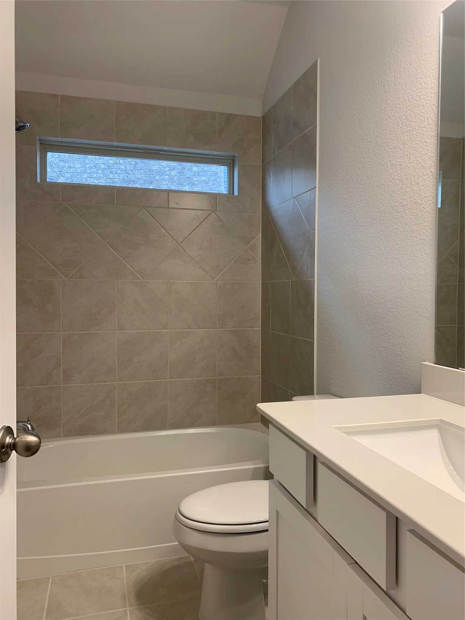 Single Family Residence For Rent in Kaufman County , 765 Knoxbridge Road, Forney, Texas 75126, 4 Bedroom, 2 Bathroom, 2 Garage spaces, 2,097 Sqft, built in 2021, mls#21414850, Real Estate Agent in Forney, Homes For Rent in Kaufman county, Homes For Rent in Forney, Realtor in Forney Texas, Real Estate Brokerage Independent Realty Texas, Luminita Cordes Realtor
