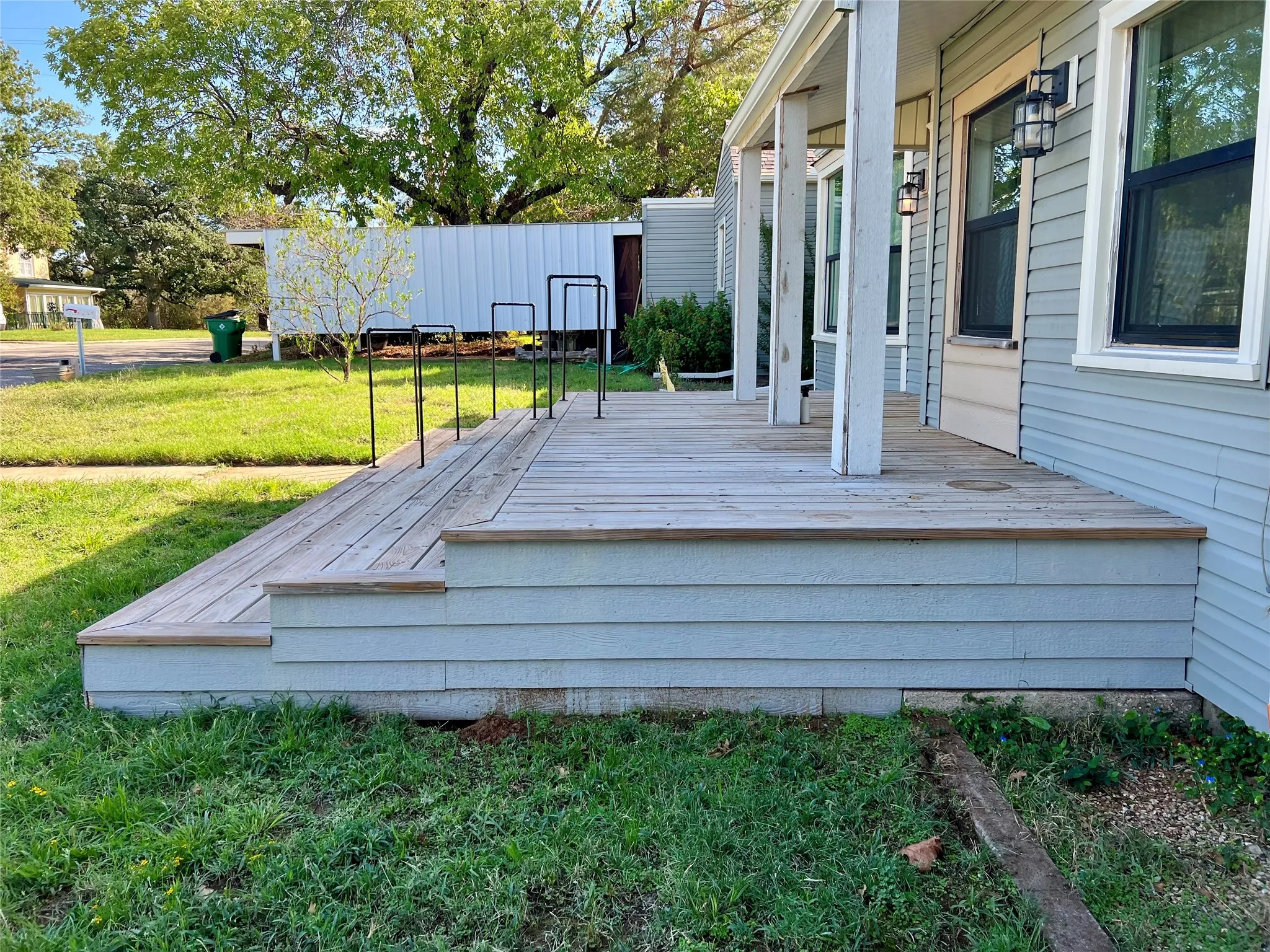 Single Family Residence For Sale in Montague County , 603 W Cedar Street, Nocona, Texas 76255, 3 Bedroom, 2 Bathroom, 2 Garage spaces, 1,443 Sqft, built in 1937, mls#21414904, Real Estate Agent in Nocona, Homes For Sale in Montague county, Homes For Sale in Nocona, Realtor in Nocona Texas, Real Estate Brokerage Independent Realty Texas, Luminita Cordes Realtor