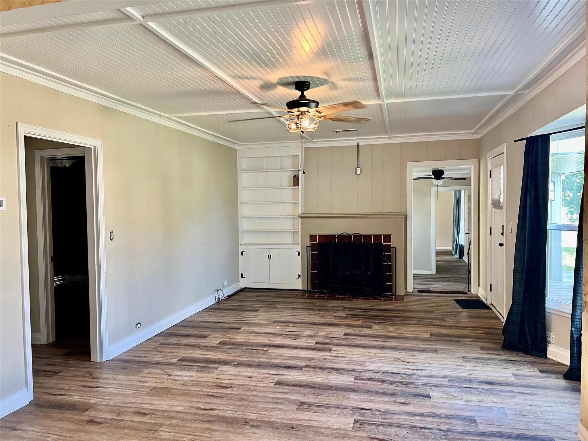 Single Family Residence For Sale in Montague County , 603 W Cedar Street, Nocona, Texas 76255, 3 Bedroom, 2 Bathroom, 2 Garage spaces, 1,443 Sqft, built in 1937, mls#21414904, Real Estate Agent in Nocona, Homes For Sale in Montague county, Homes For Sale in Nocona, Realtor in Nocona Texas, Real Estate Brokerage Independent Realty Texas, Luminita Cordes Realtor