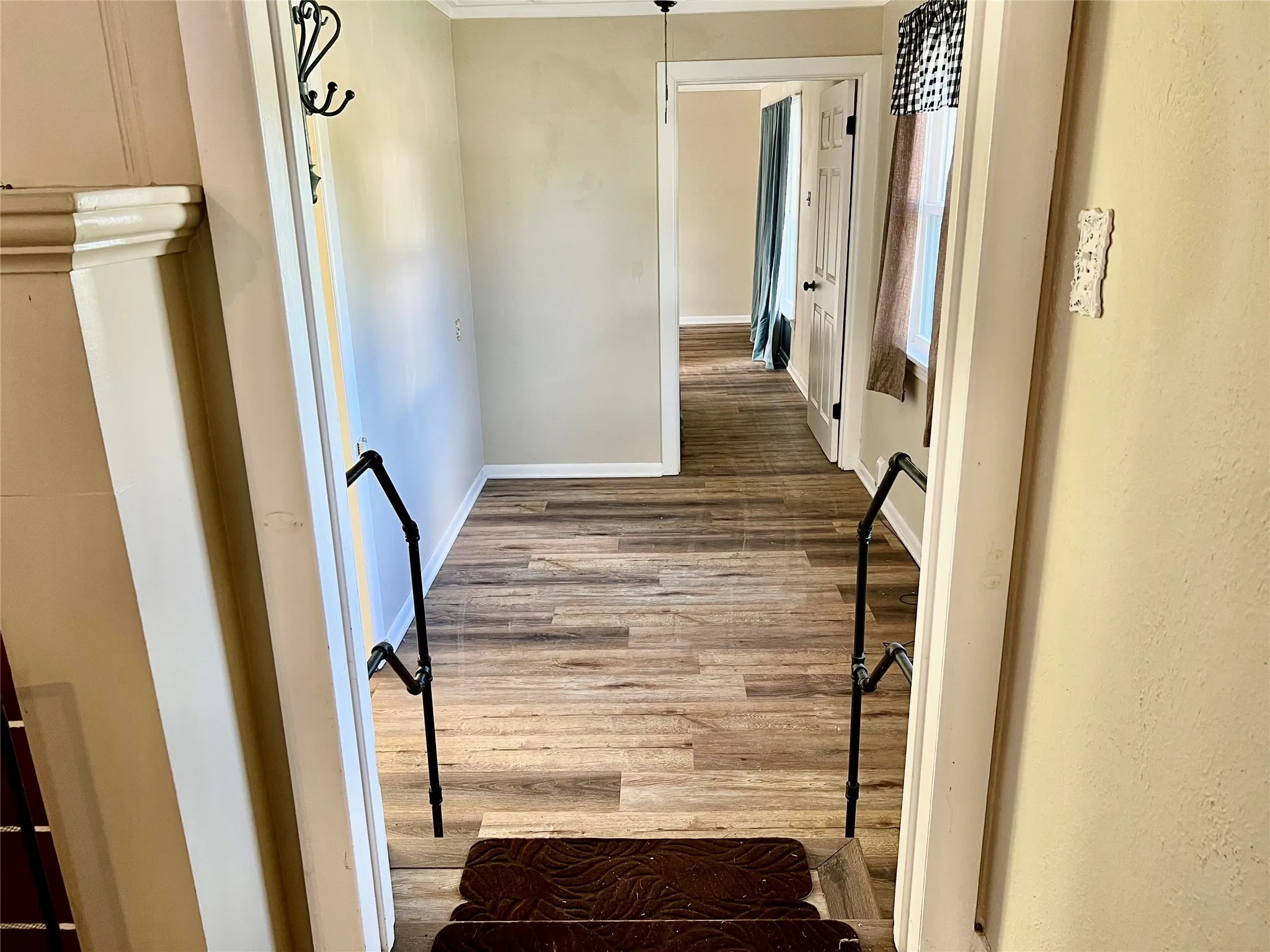 Single Family Residence For Sale in Montague County , 603 W Cedar Street, Nocona, Texas 76255, 3 Bedroom, 2 Bathroom, 2 Garage spaces, 1,443 Sqft, built in 1937, mls#21414904, Real Estate Agent in Nocona, Homes For Sale in Montague county, Homes For Sale in Nocona, Realtor in Nocona Texas, Real Estate Brokerage Independent Realty Texas, Luminita Cordes Realtor