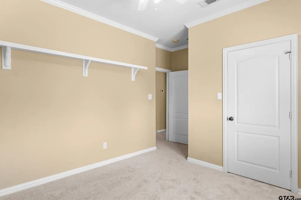 Single Family Residence For Sale in Van Zandt County , 112 Lake MeadowDrive, Canton, Texas 75103, 4 Bedroom, 2 Bathroom, 2 Garage spaces, 2,098 Sqft, built in 2005, mls#21415134, Real Estate Agent in Canton, Homes For Sale in Van Zandt county, Homes For Sale in Canton, Realtor in Canton Texas, Real Estate Brokerage Independent Realty Texas, Luminita Cordes Realtor