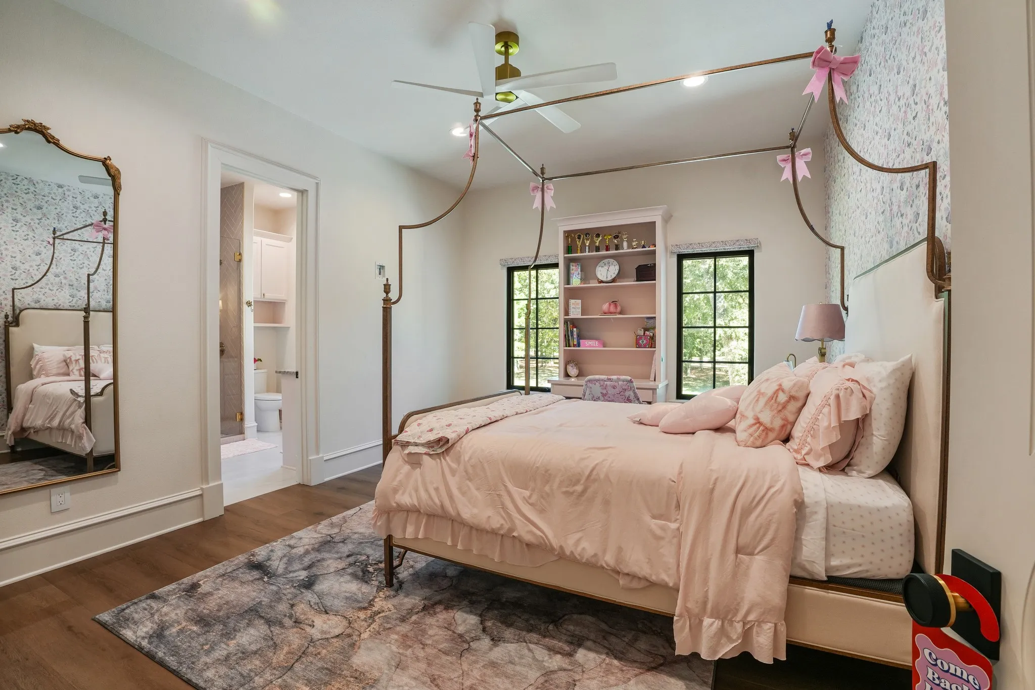 Single Family Residence For Sale in Smith County , 3030 Stonegate Boulevard, Tyler, Texas 75703, 6 Bedroom, 8 Bathroom, 4 Garage spaces, 6,740 Sqft, built in 2024, mls#21413496, Real Estate Agent in Tyler, Homes For Sale in Smith county, Homes For Sale in Tyler, Realtor in Tyler Texas, Real Estate Brokerage Independent Realty Texas, Luminita Cordes Realtor
