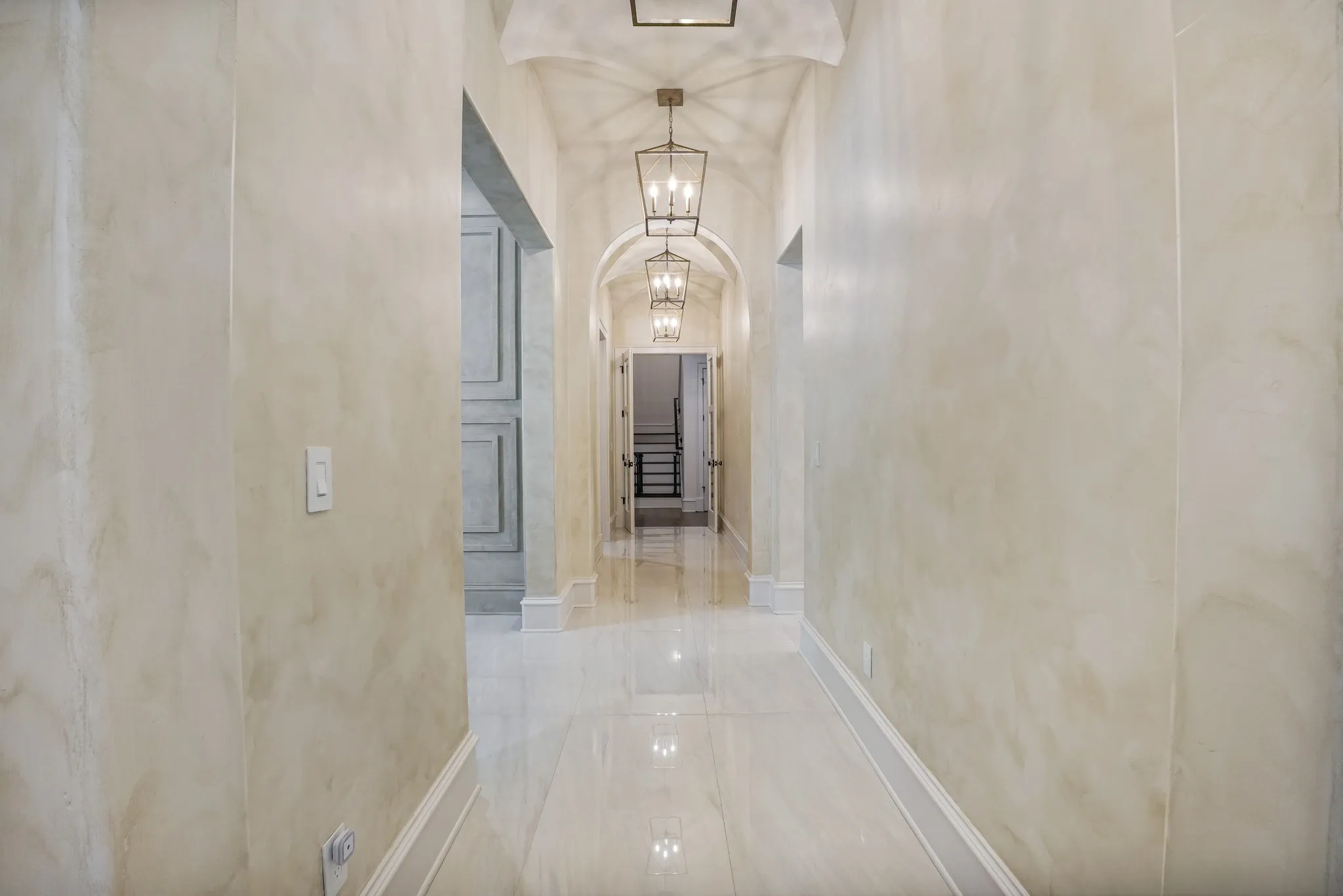 Single Family Residence For Sale in Smith County , 3030 Stonegate Boulevard, Tyler, Texas 75703, 6 Bedroom, 8 Bathroom, 4 Garage spaces, 6,740 Sqft, built in 2024, mls#21413496, Real Estate Agent in Tyler, Homes For Sale in Smith county, Homes For Sale in Tyler, Realtor in Tyler Texas, Real Estate Brokerage Independent Realty Texas, Luminita Cordes Realtor