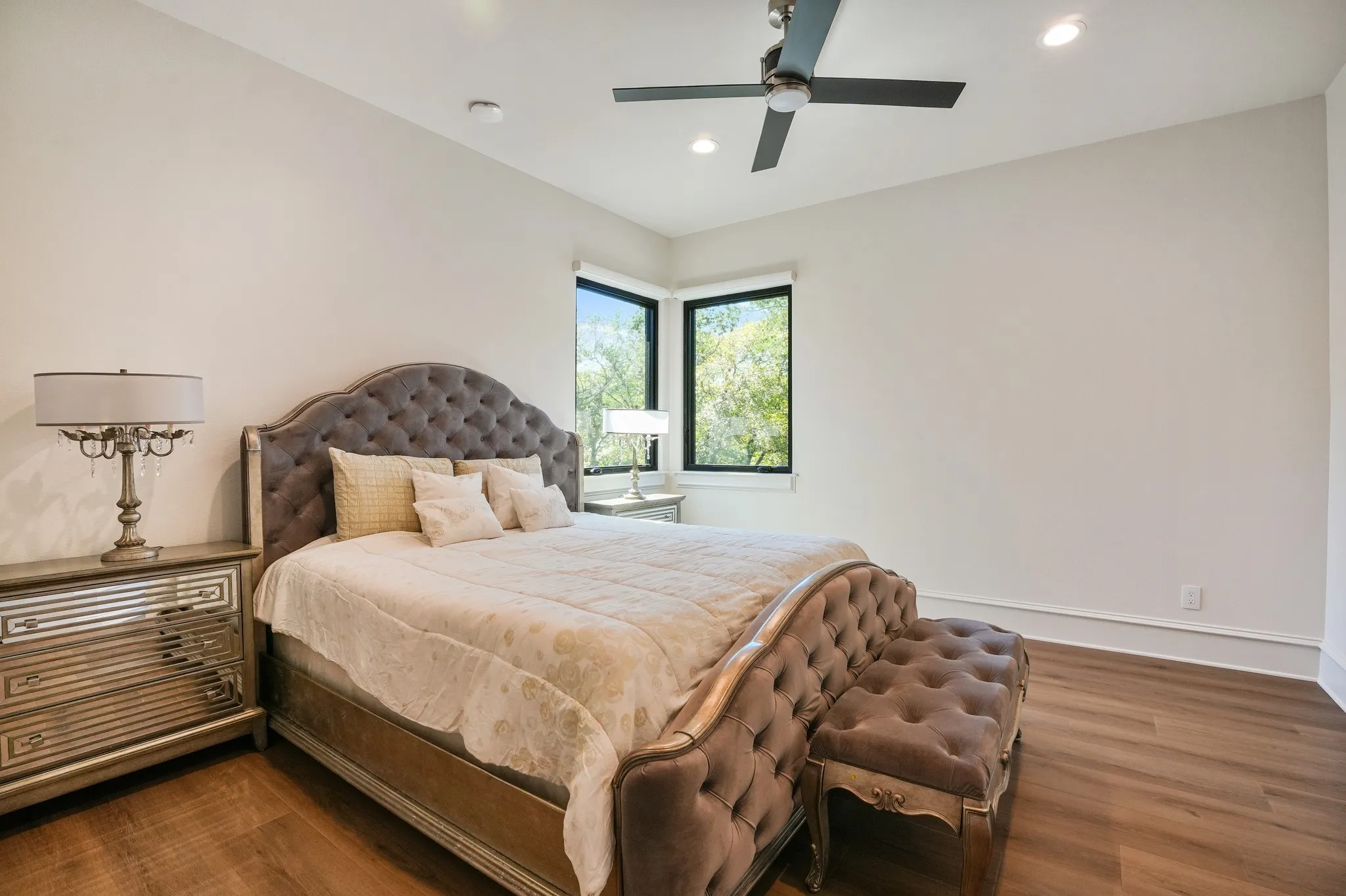 Single Family Residence For Sale in Smith County , 3030 Stonegate Boulevard, Tyler, Texas 75703, 6 Bedroom, 8 Bathroom, 4 Garage spaces, 6,740 Sqft, built in 2024, mls#21413496, Real Estate Agent in Tyler, Homes For Sale in Smith county, Homes For Sale in Tyler, Realtor in Tyler Texas, Real Estate Brokerage Independent Realty Texas, Luminita Cordes Realtor