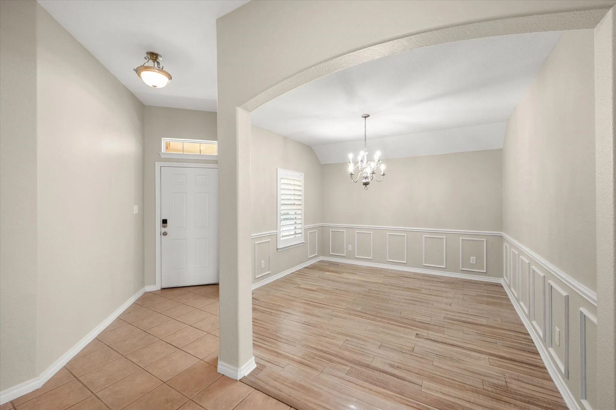 Single Family Residence For Rent in Tarrant County , 7363 Estela, Grand Prairie, Texas 75054, 4 Bedroom, 2 Bathroom, 2 Garage spaces, 2,104 Sqft, built in 2006, mls#21415261, Real Estate Agent in Grand Prairie, Homes For Rent in Tarrant county, Homes For Rent in Grand Prairie, Realtor in Grand Prairie Texas, Real Estate Brokerage Independent Realty Texas, Luminita Cordes Realtor