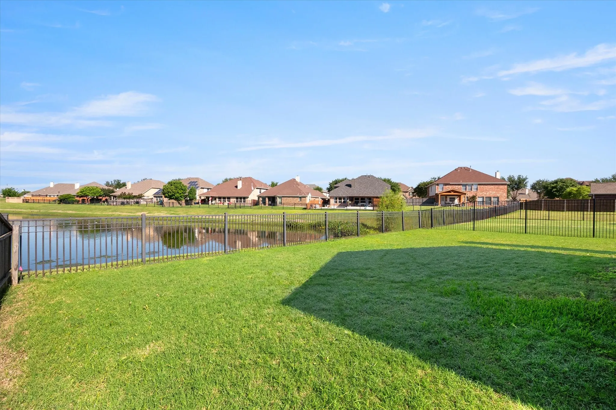 Single Family Residence For Rent in Tarrant County , 7363 Estela, Grand Prairie, Texas 75054, 4 Bedroom, 2 Bathroom, 2 Garage spaces, 2,104 Sqft, built in 2006, mls#21415261, Real Estate Agent in Grand Prairie, Homes For Rent in Tarrant county, Homes For Rent in Grand Prairie, Realtor in Grand Prairie Texas, Real Estate Brokerage Independent Realty Texas, Luminita Cordes Realtor