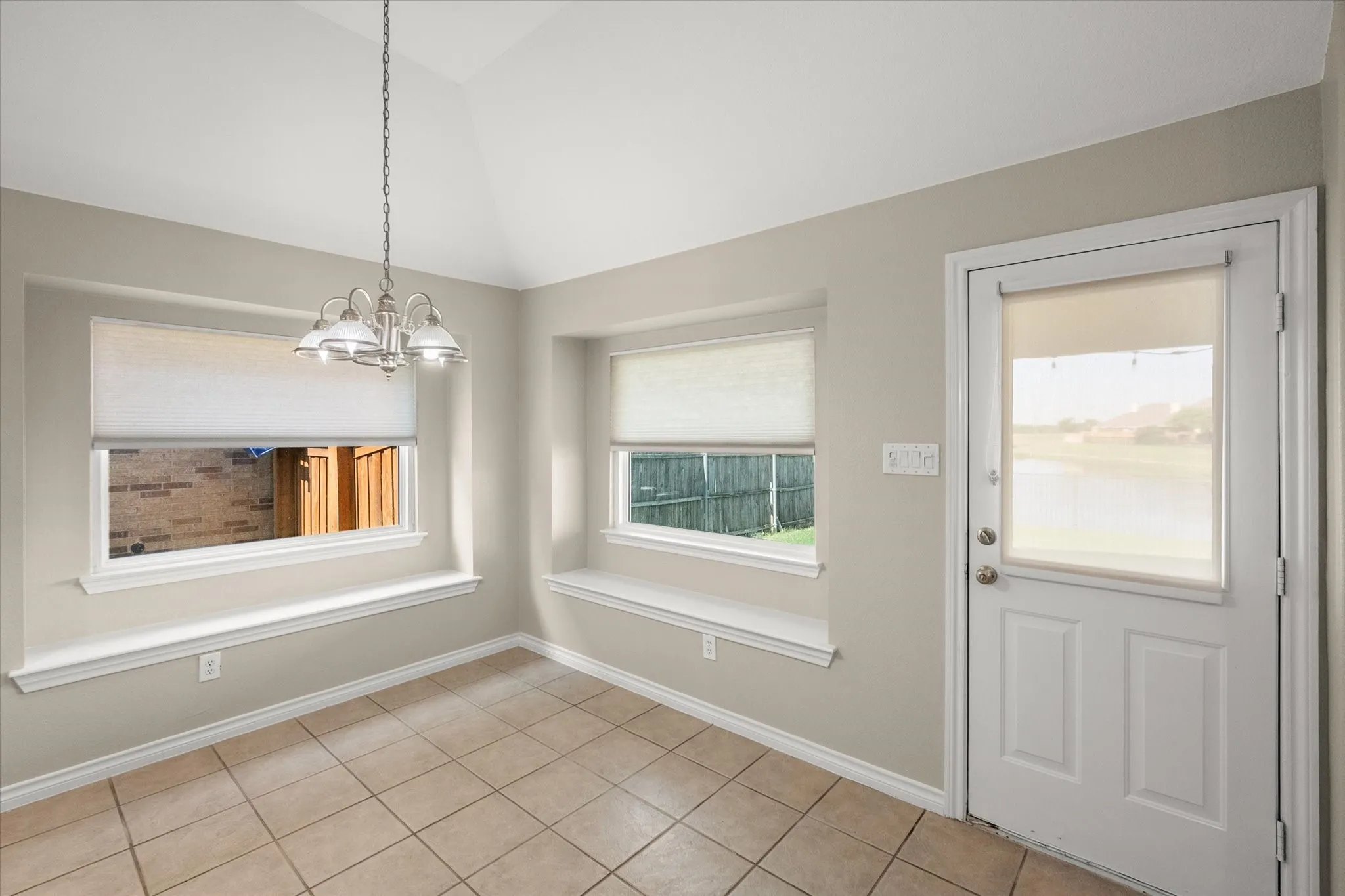 Single Family Residence For Rent in Tarrant County , 7363 Estela, Grand Prairie, Texas 75054, 4 Bedroom, 2 Bathroom, 2 Garage spaces, 2,104 Sqft, built in 2006, mls#21415261, Real Estate Agent in Grand Prairie, Homes For Rent in Tarrant county, Homes For Rent in Grand Prairie, Realtor in Grand Prairie Texas, Real Estate Brokerage Independent Realty Texas, Luminita Cordes Realtor
