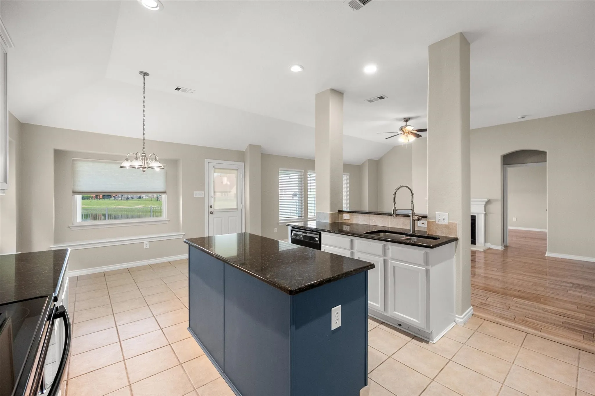 Single Family Residence For Rent in Tarrant County , 7363 Estela, Grand Prairie, Texas 75054, 4 Bedroom, 2 Bathroom, 2 Garage spaces, 2,104 Sqft, built in 2006, mls#21415261, Real Estate Agent in Grand Prairie, Homes For Rent in Tarrant county, Homes For Rent in Grand Prairie, Realtor in Grand Prairie Texas, Real Estate Brokerage Independent Realty Texas, Luminita Cordes Realtor