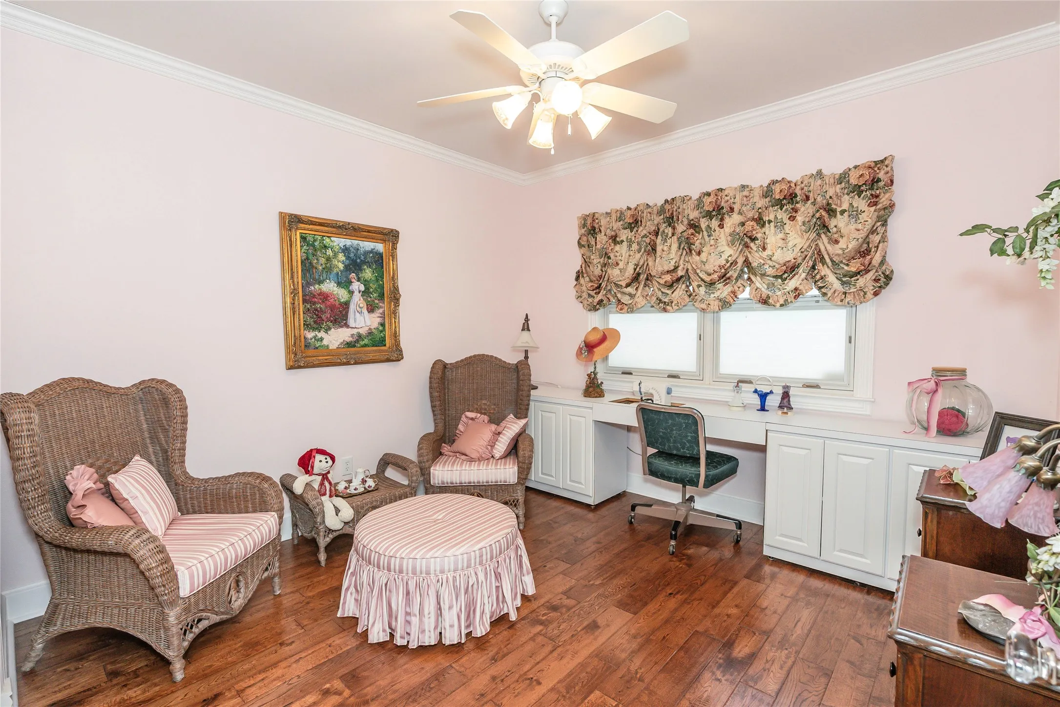 Single Family Residence For Sale in Montague County , 206 Poplar Street, Nocona, Texas 76255, 3 Bedroom, 2 Bathroom, 2 Garage spaces, 2,721 Sqft, built in 1961, mls#21415545, Real Estate Agent in Nocona, Homes For Sale in Montague county, Homes For Sale in Nocona, Realtor in Nocona Texas, Real Estate Brokerage Independent Realty Texas, Luminita Cordes Realtor